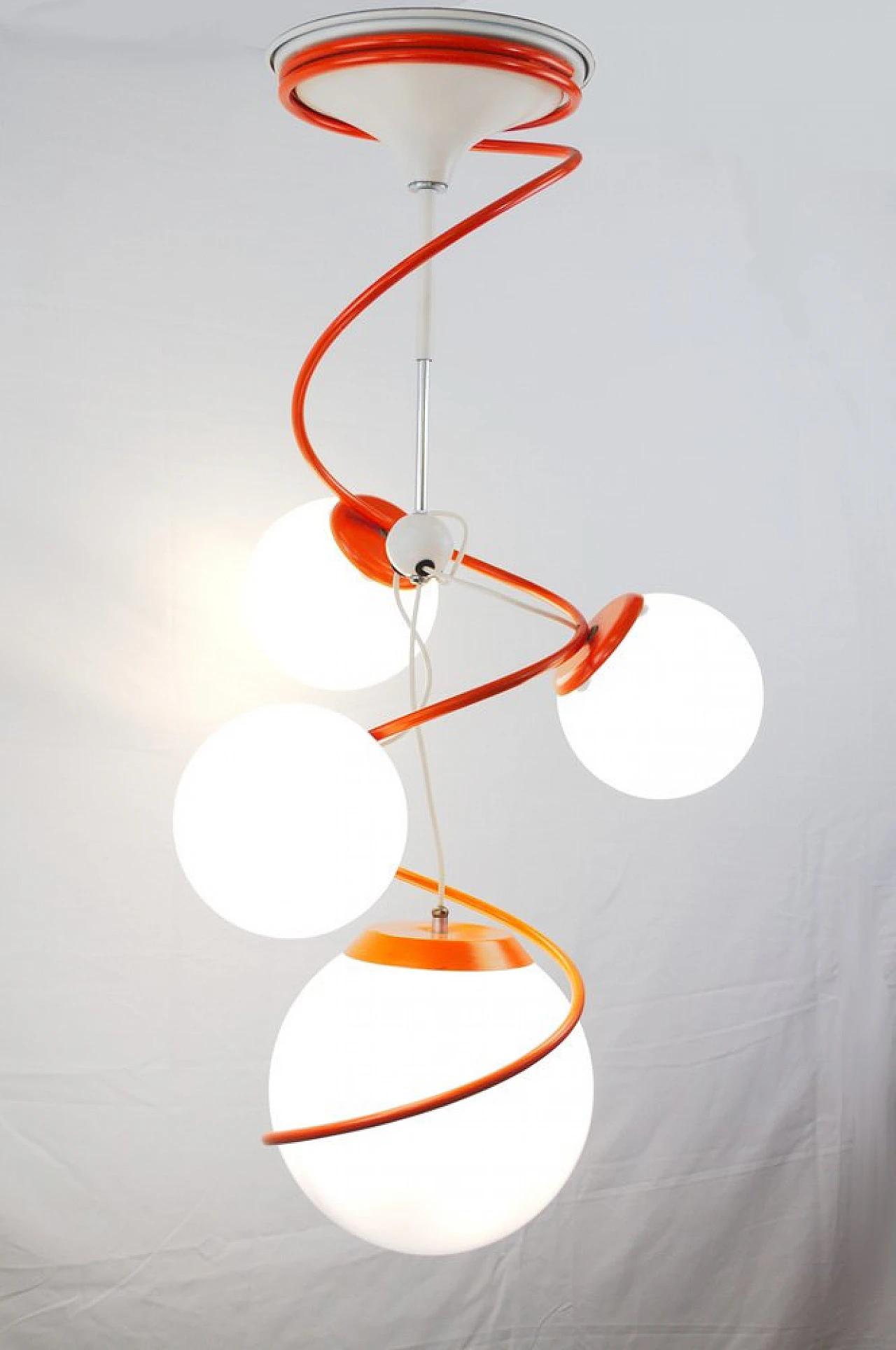 Orange and white chandelier in the style of Gino Sarfatti, 1970s 2