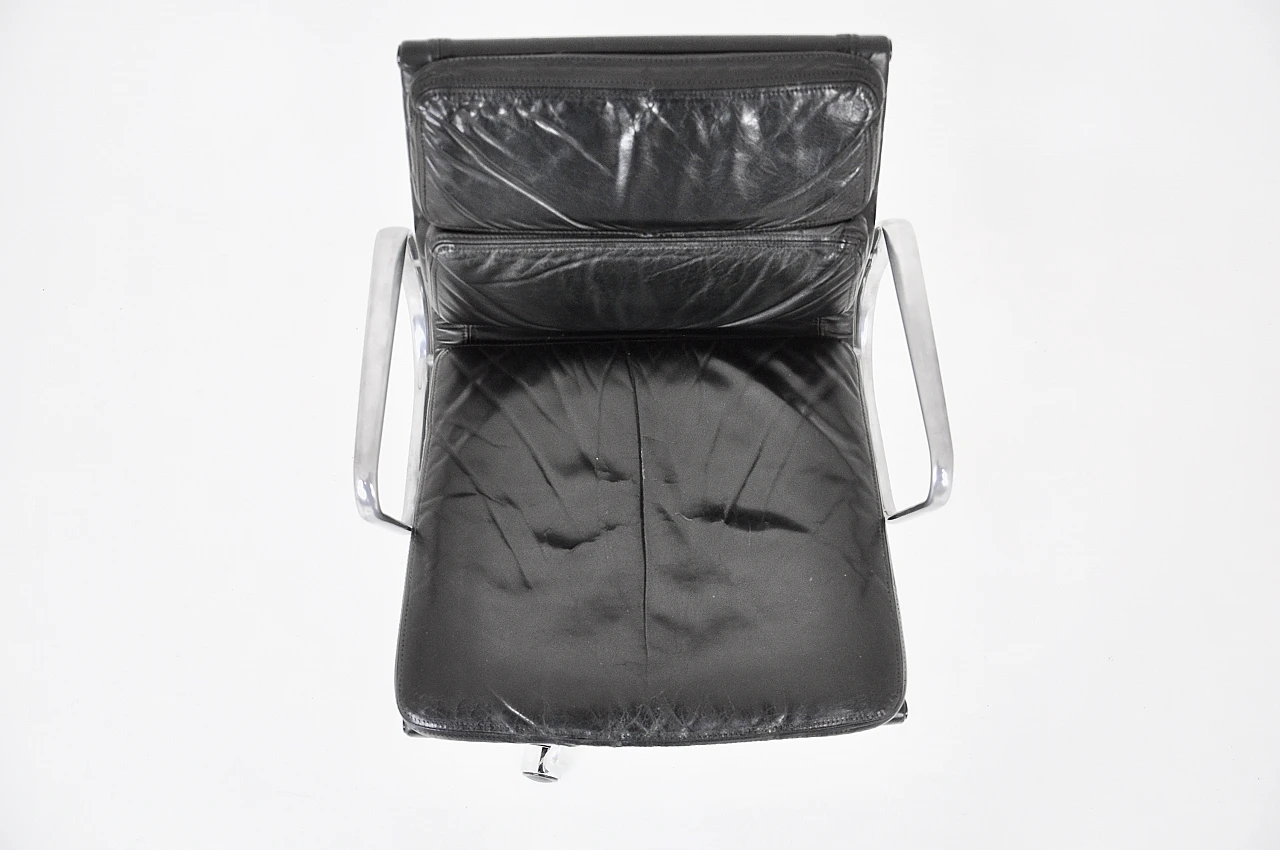 Black leather swivel chair by C. & R. Eames for Herman Miller, 1970s 8