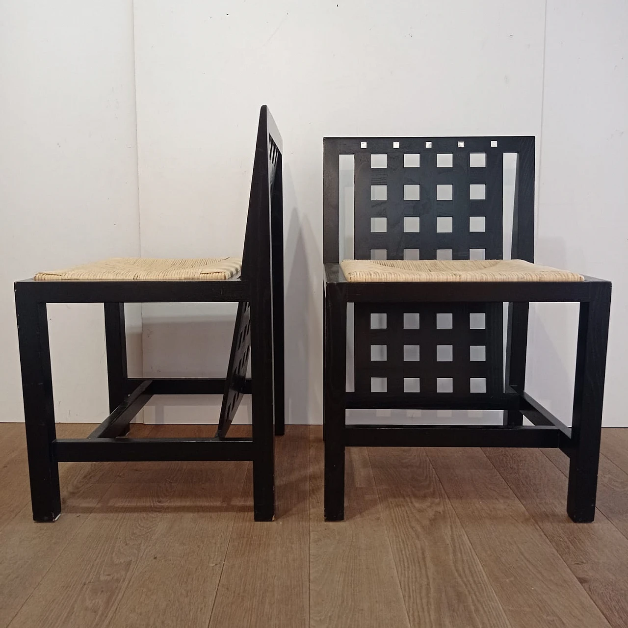 Pair of 844-DS3 chairs by C. R. Mackintosh for Alivar, 1980s 9