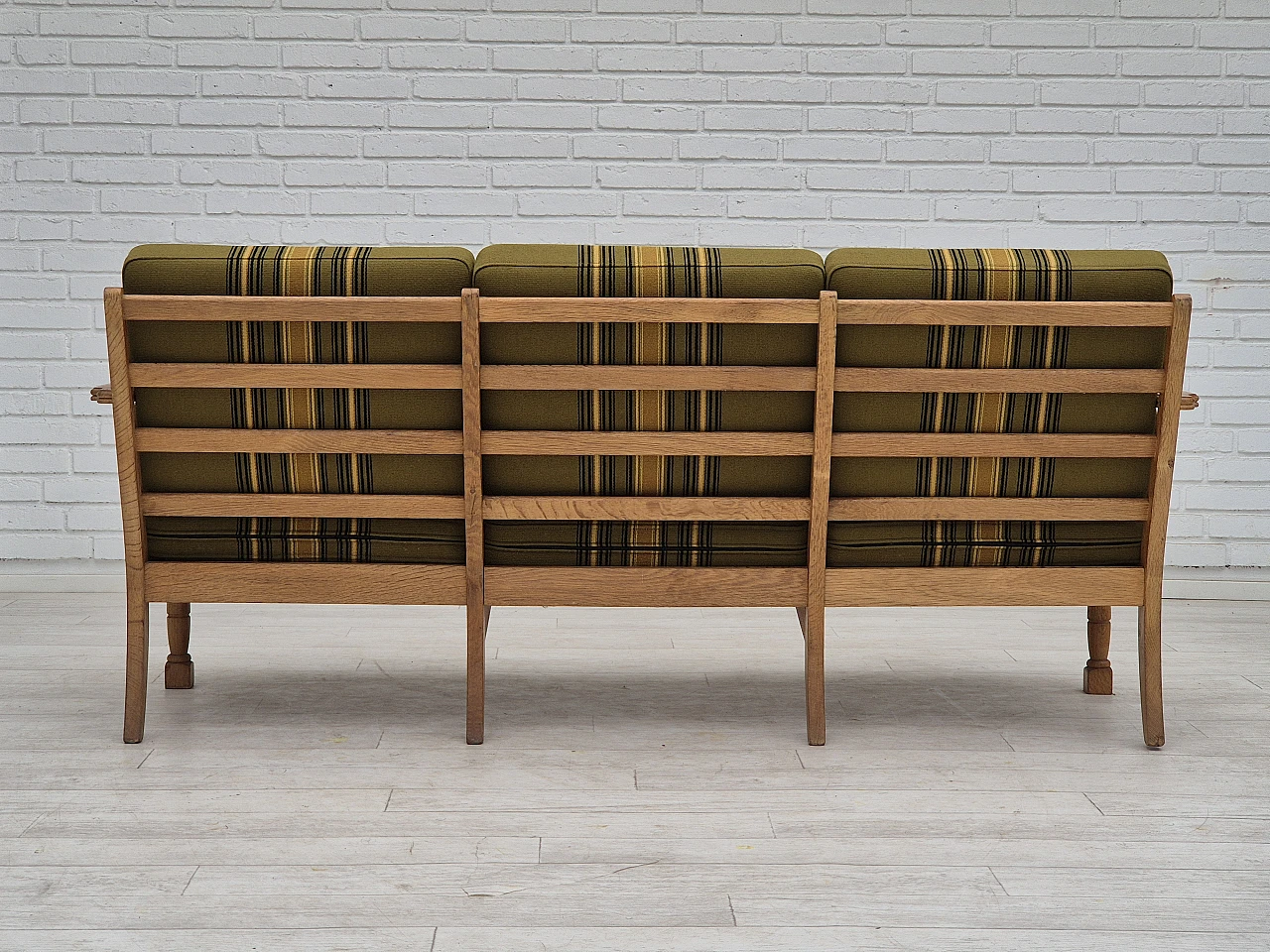 Danish three-seater green wool fabric and oak sofa, 1970s 8