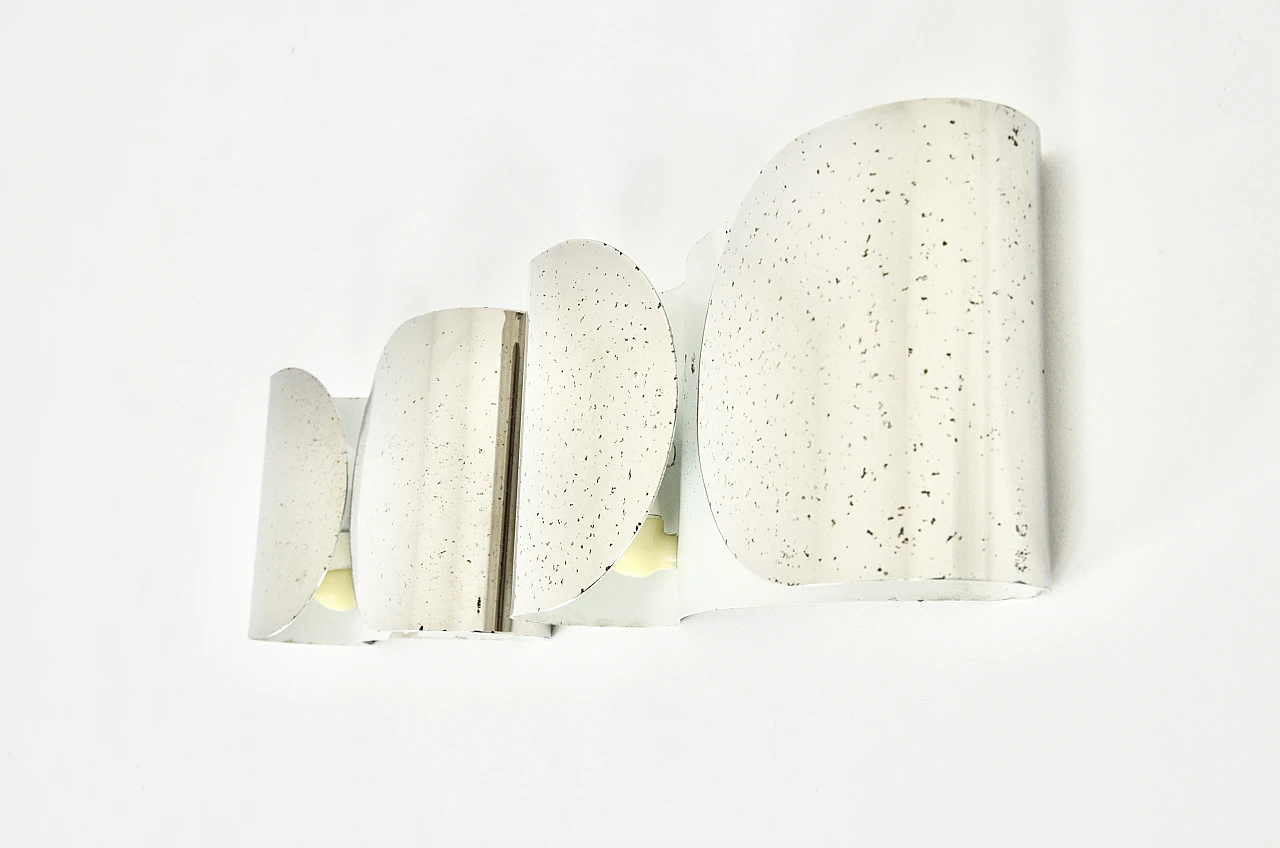 Pair of Foglio wall lights by T. and A. Scarpa for Flos, 1960s 3