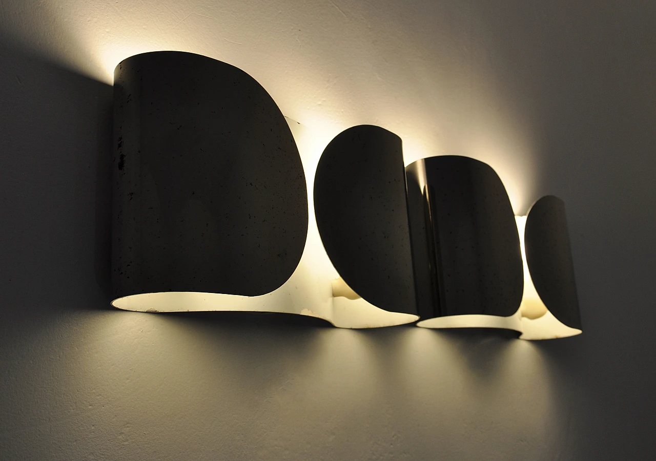 Pair of Foglio wall lights by T. and A. Scarpa for Flos, 1960s 6