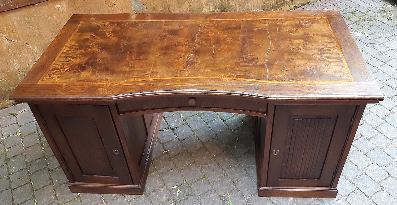 Desk with two side doors & drawer in oak & briarwood top, 19th century 3