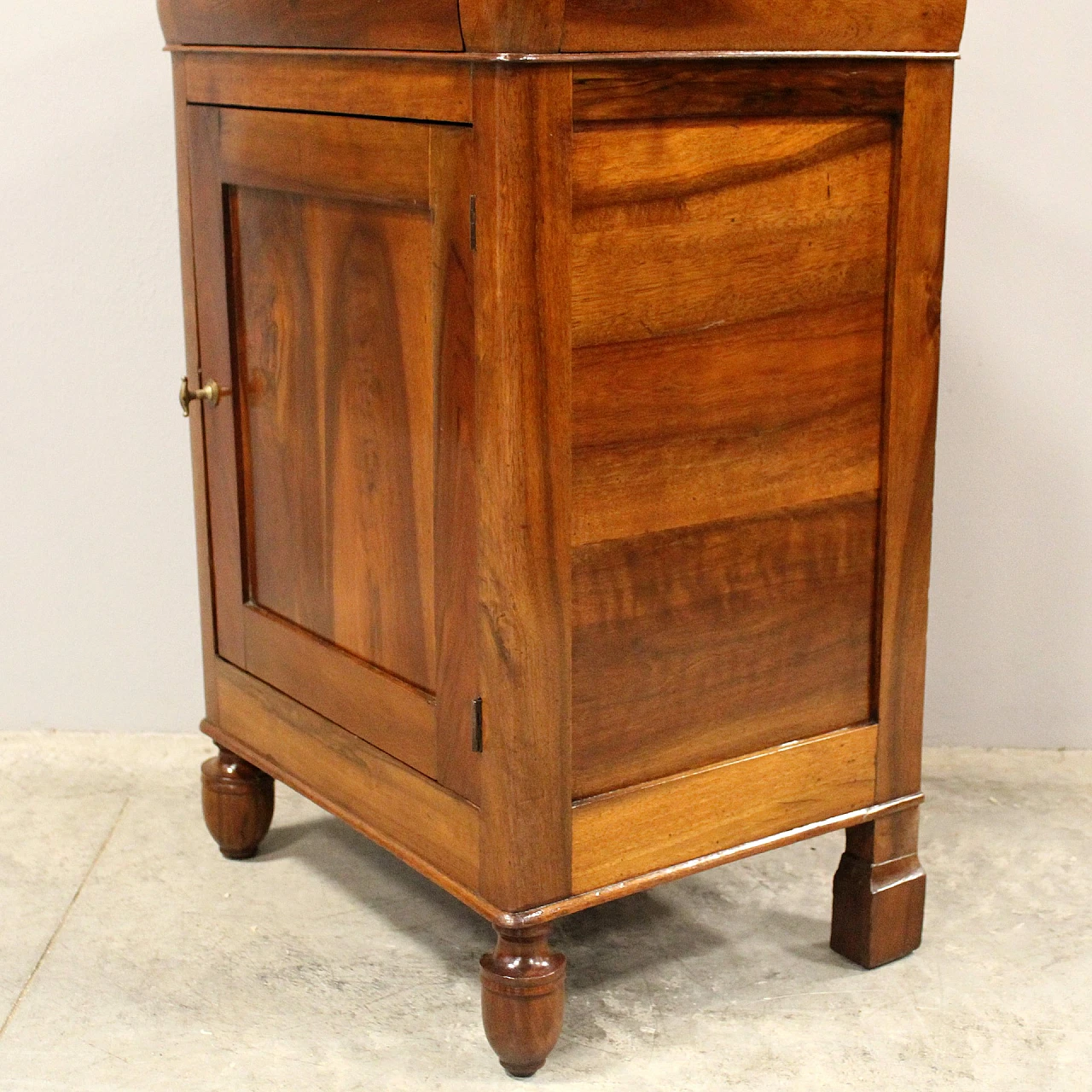 Charles X bedside table in walnut with drawer & door, 19th century 3