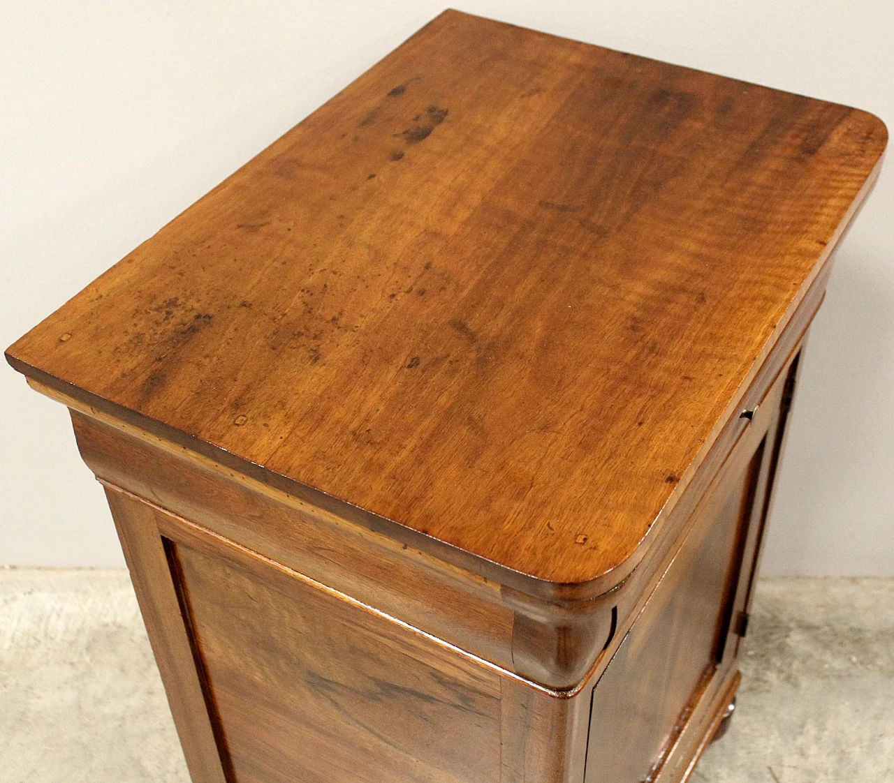 Charles X bedside table in walnut with drawer & door, 19th century 9