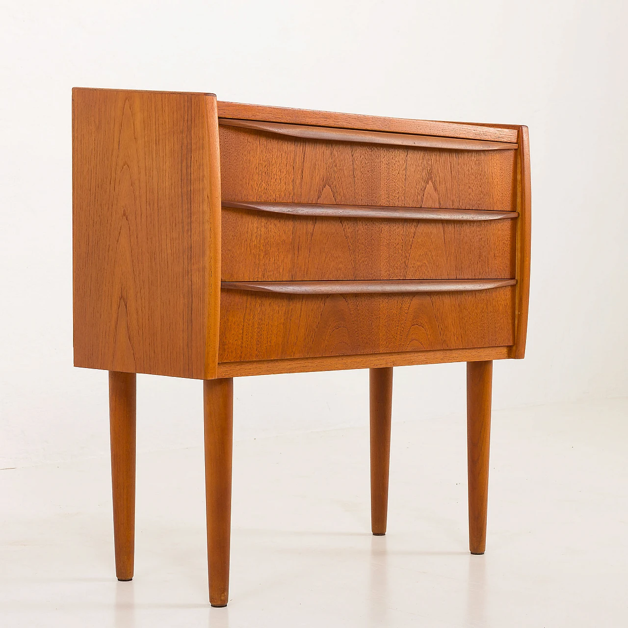 Small danish dresser in teak with three drawers, 1960s 10