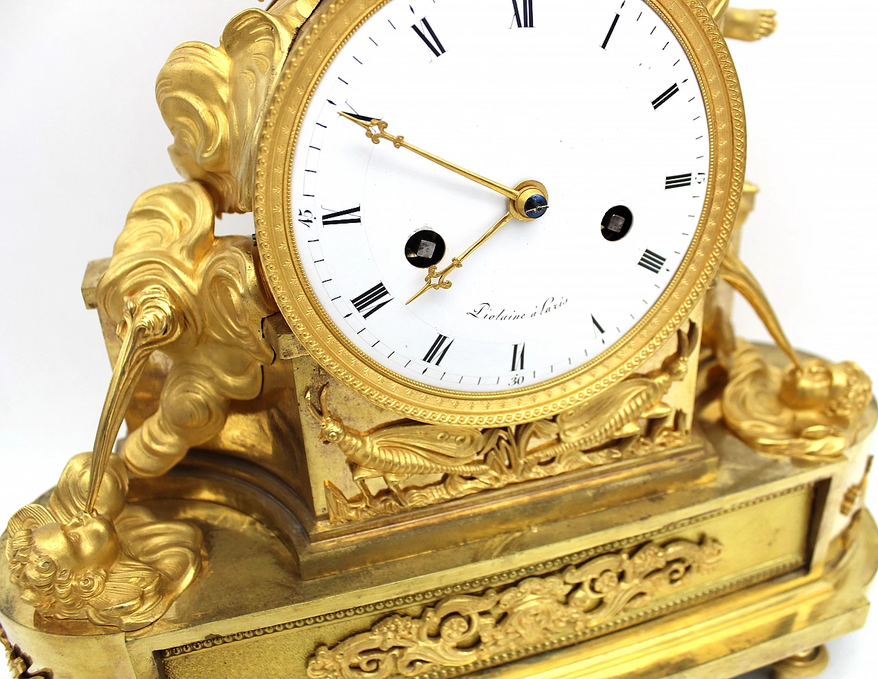 Directoire gilded bronze pendulum clock, late 18th century 10