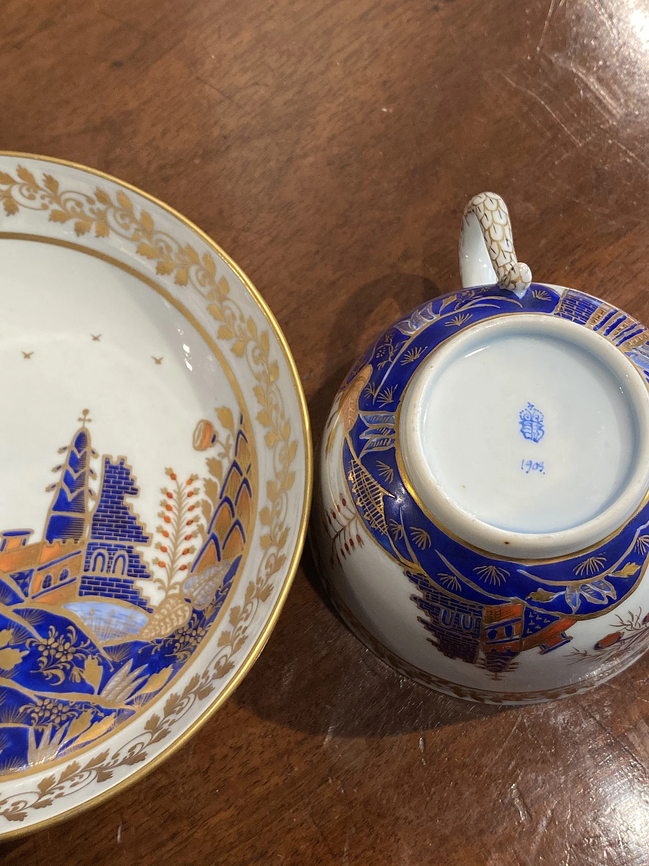 Porcelain cup & saucer with oriental landscape painted by Herend, 1905 3