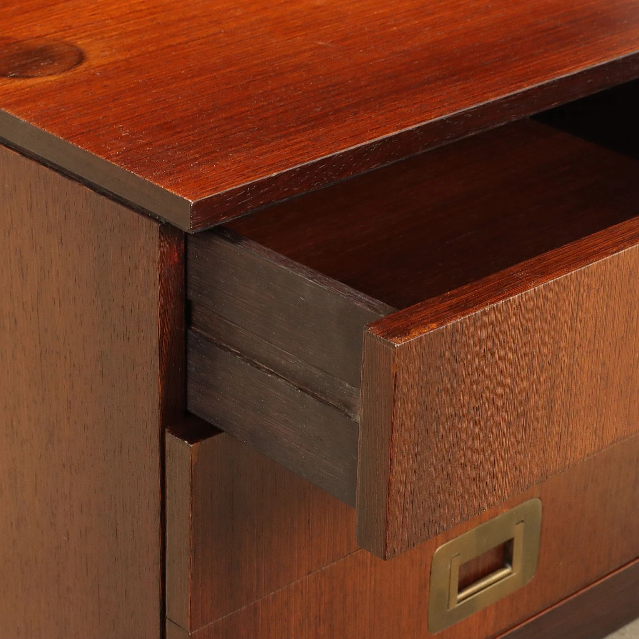 Pair of wooden and brass bedside tables by Ico Parisi, 1960s 3