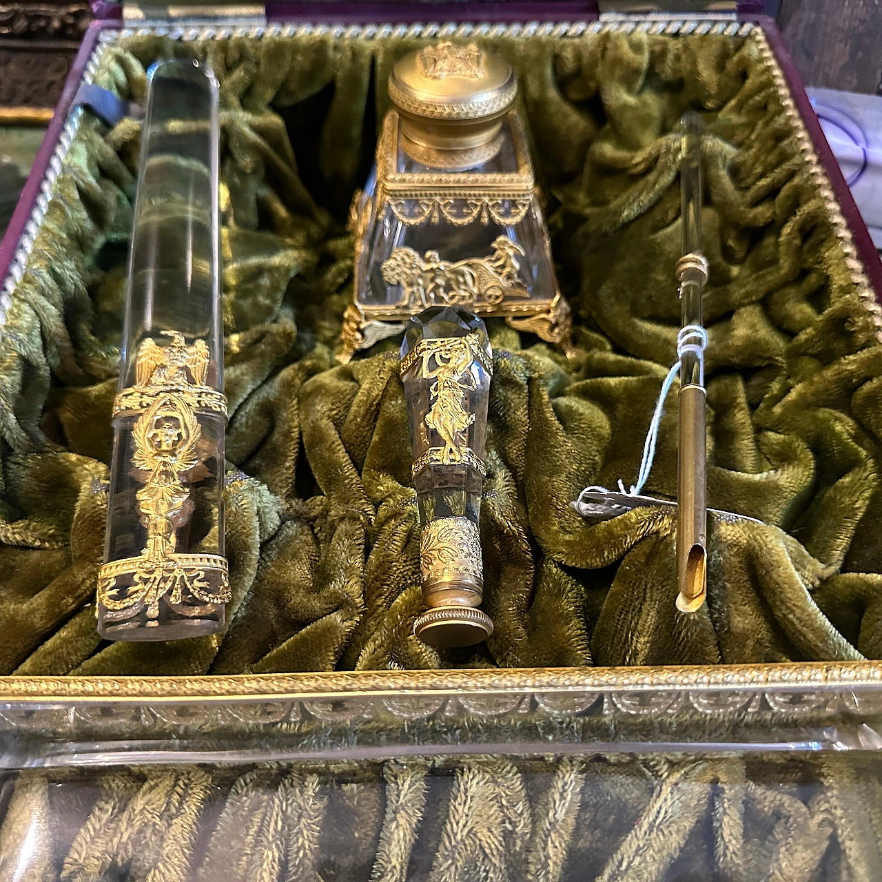 Gilded metal and crystal desk set, 1870 19