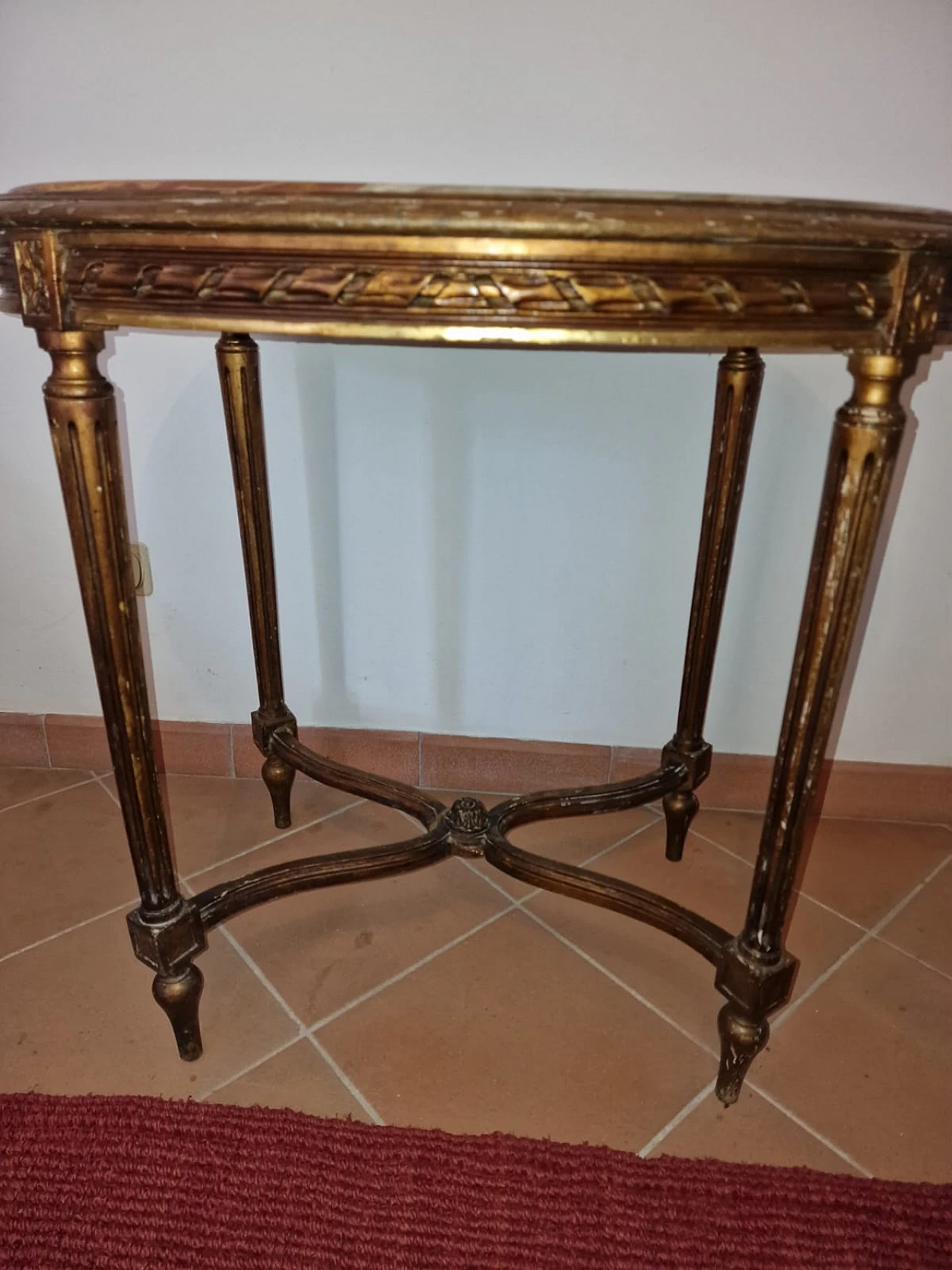 Gilt coffee table with onyx top, early 20th century 5