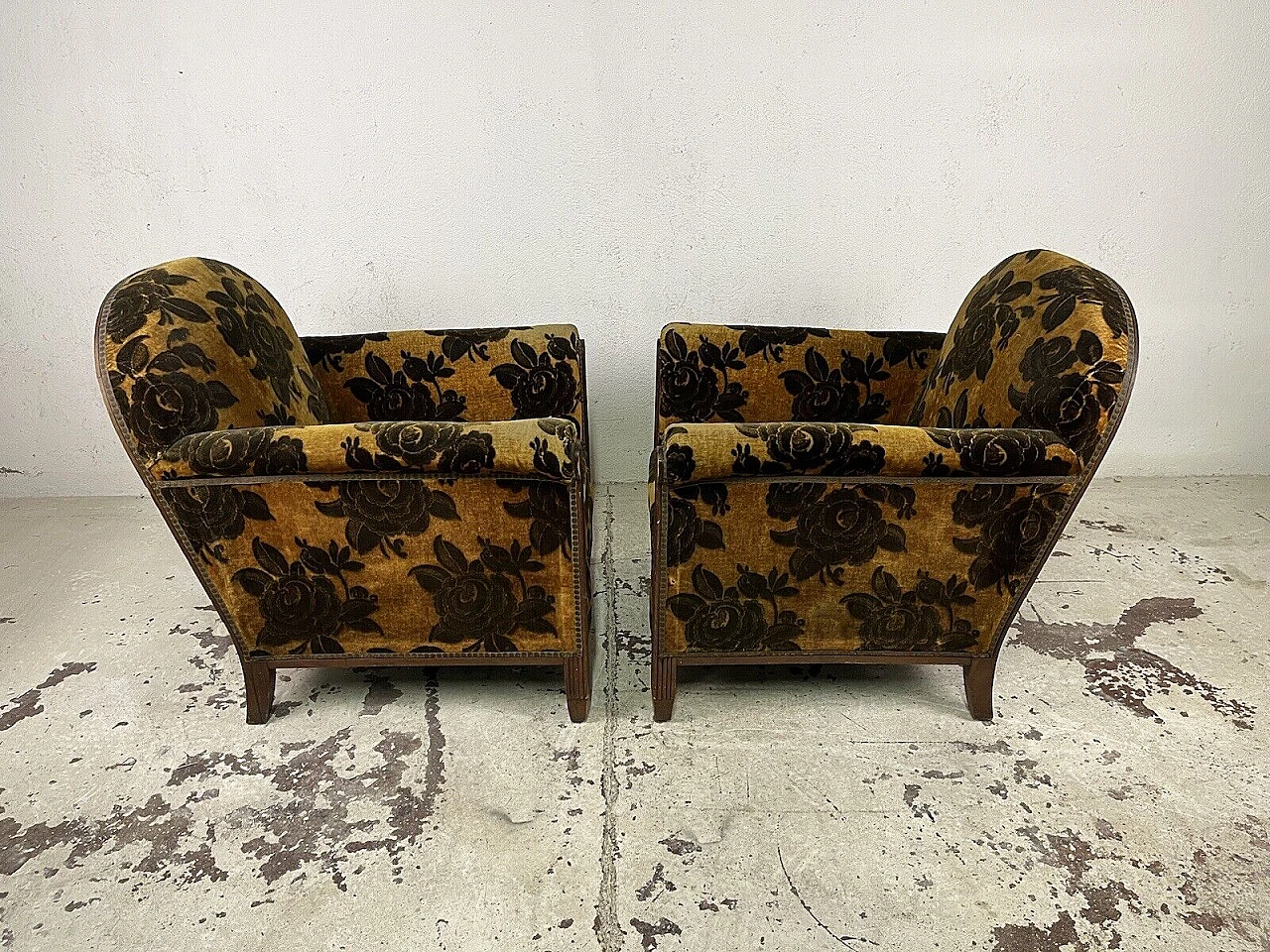 Pair of wood and damask velvet armchairs, 1930s 7