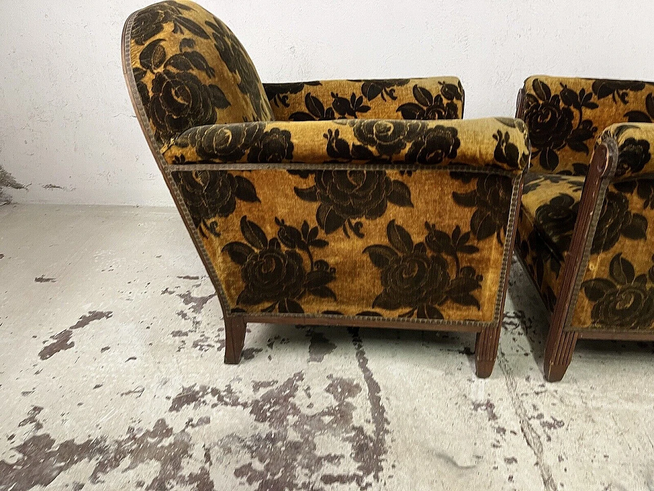 Pair of wood and damask velvet armchairs, 1930s 9