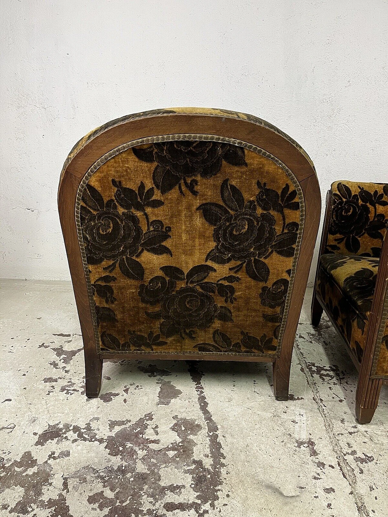 Pair of wood and damask velvet armchairs, 1930s 13