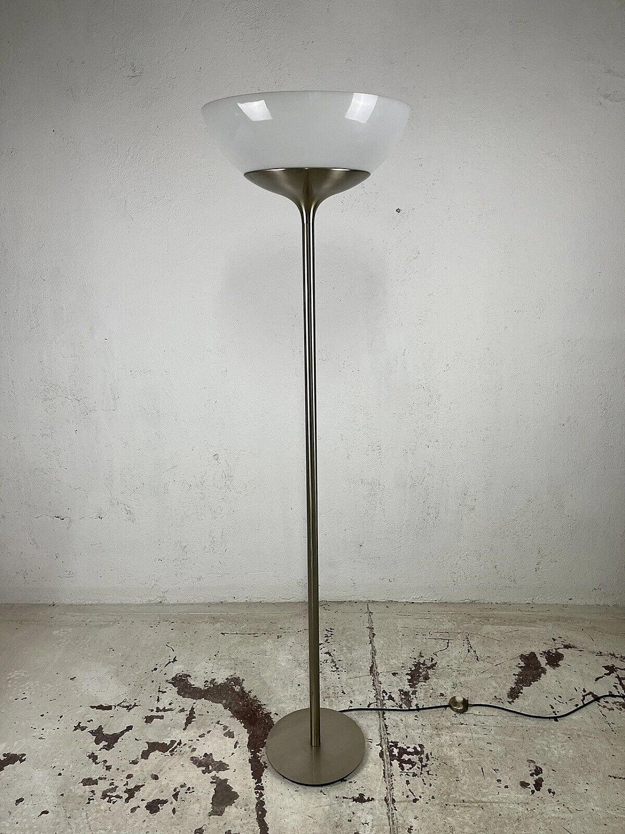 Aminta floor lamp by Emma Schweinberger for Artemide, 1970s 1