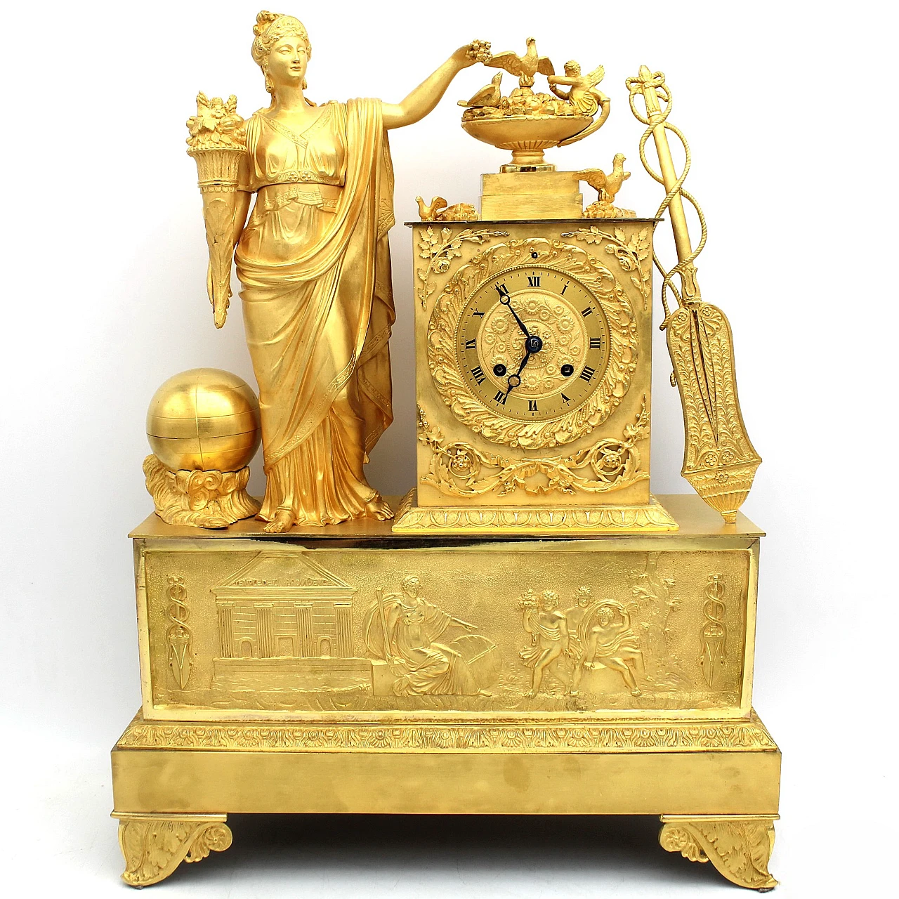 Empire gilded bronze pendulum clock with Ceres, early 19th century 1