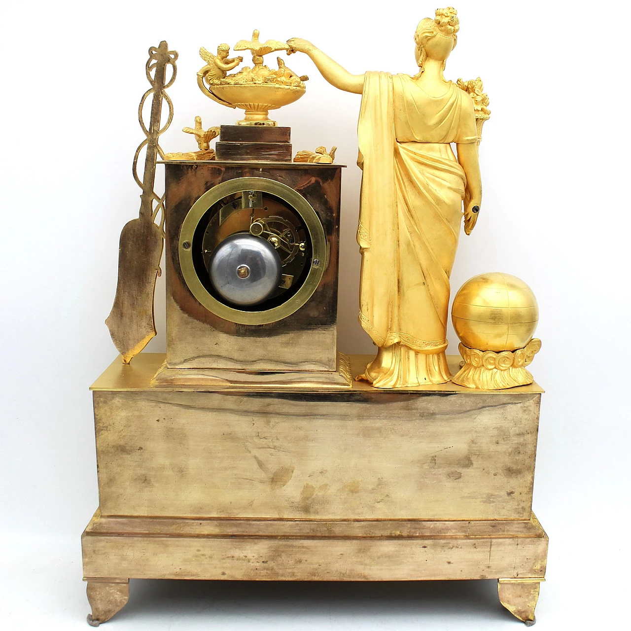 Empire gilded bronze pendulum clock with Ceres, early 19th century 8