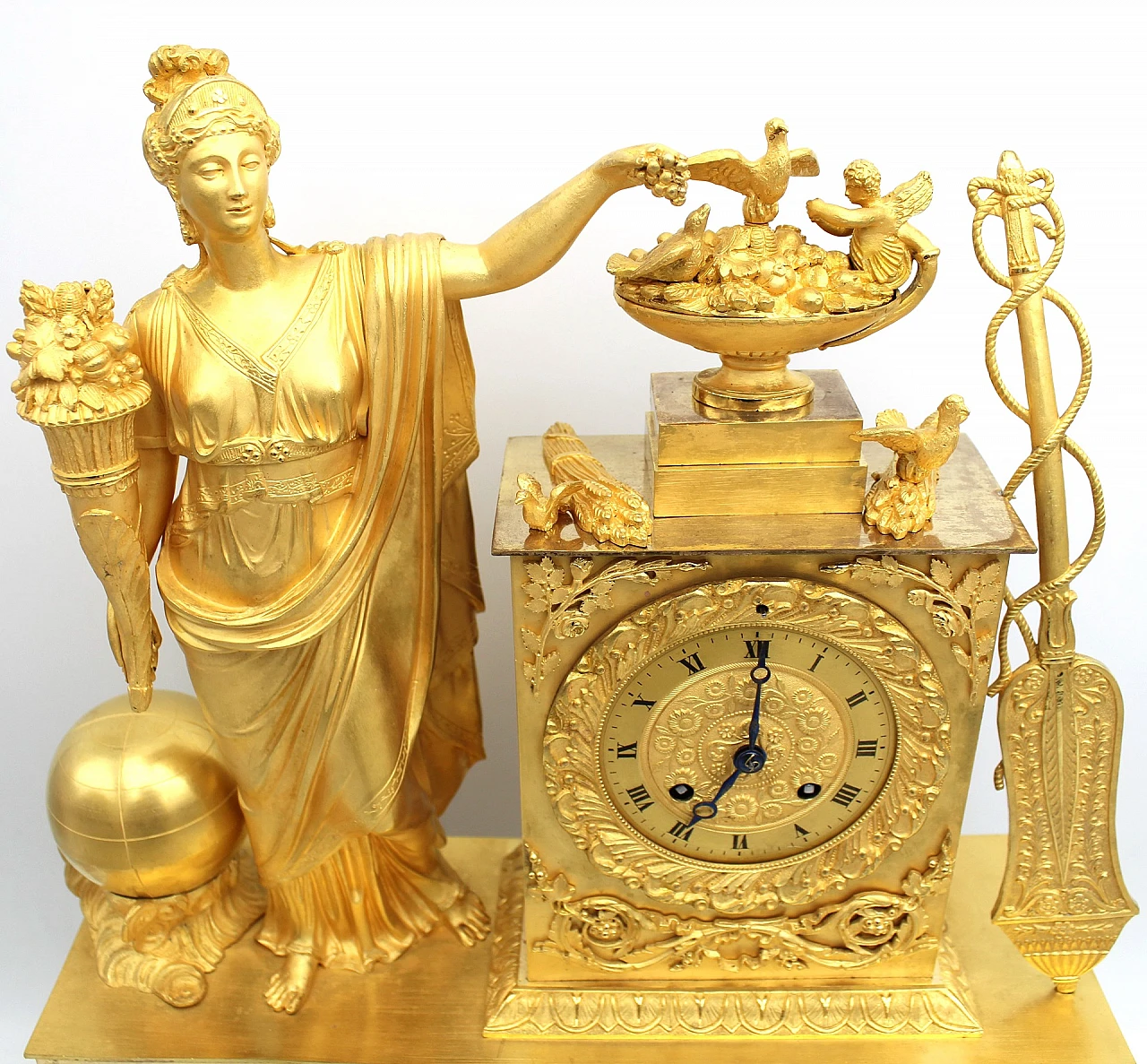 Empire gilded bronze pendulum clock with Ceres, early 19th century 11