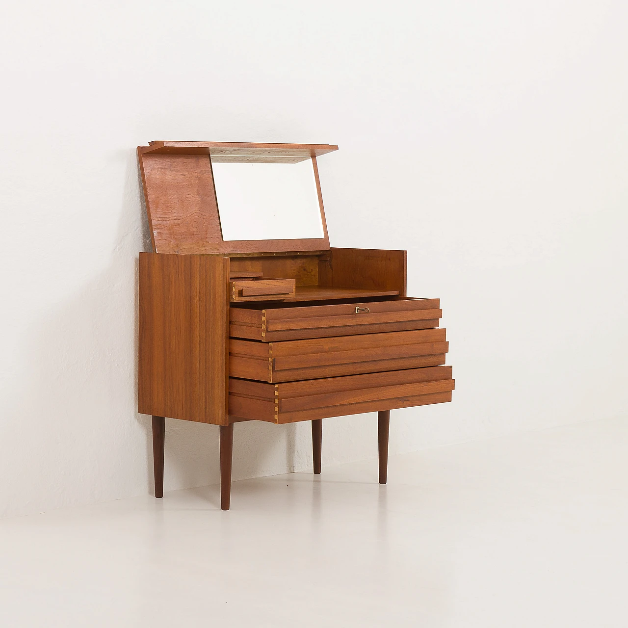 Danish teak dressing table with vanishing mirror, 1966 6