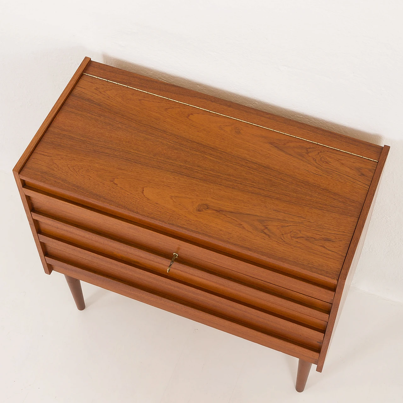 Danish teak dressing table with vanishing mirror, 1966 12