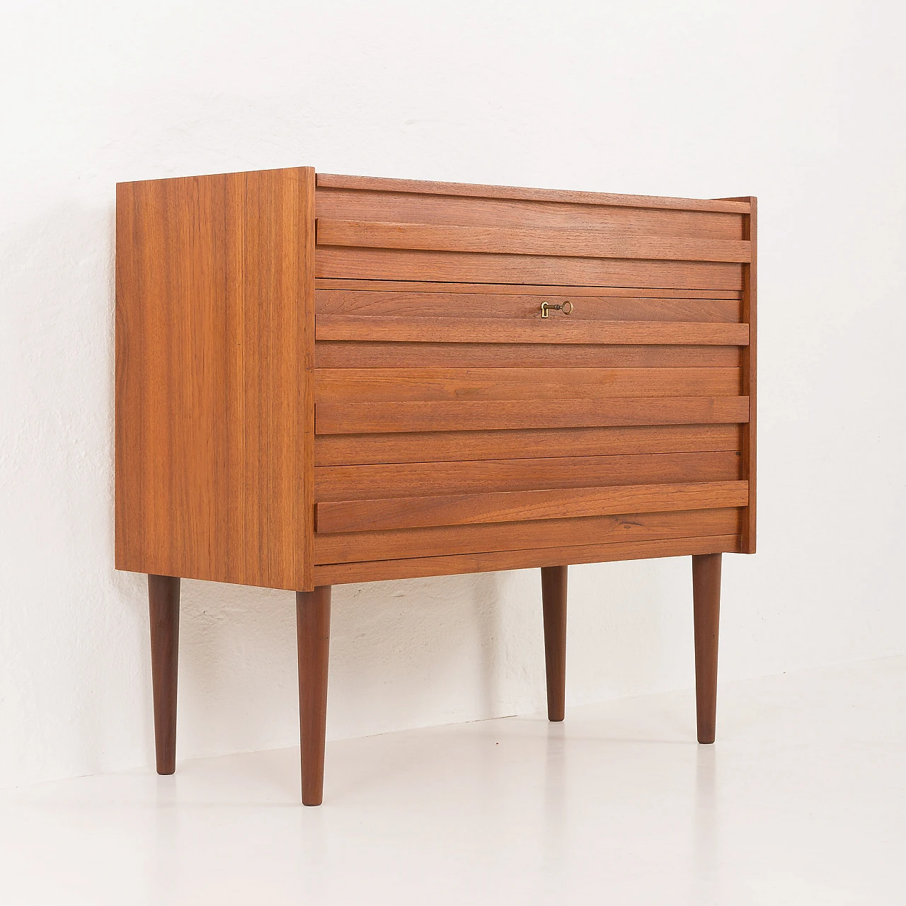 Danish teak dressing table with vanishing mirror, 1966 14