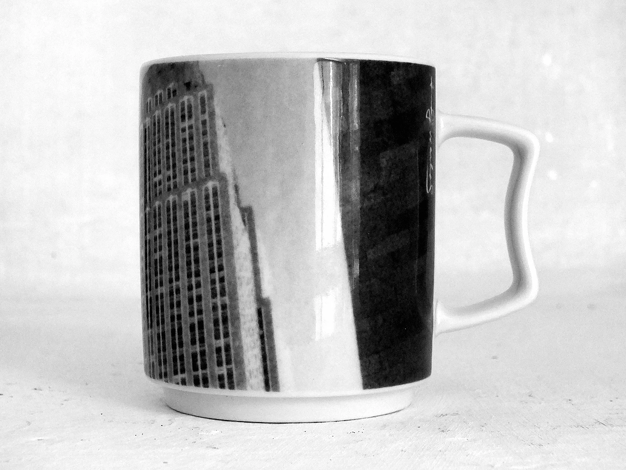 4 Empyre State building mugs by A. Warhol for Rosenthal, 1970s 9