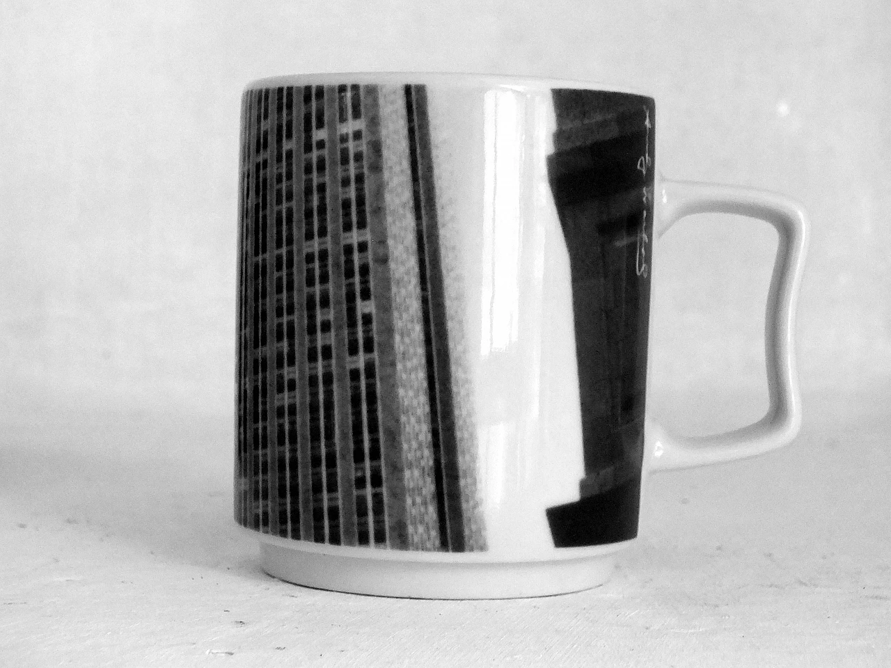 4 Empyre State building mugs by A. Warhol for Rosenthal, 1970s 10