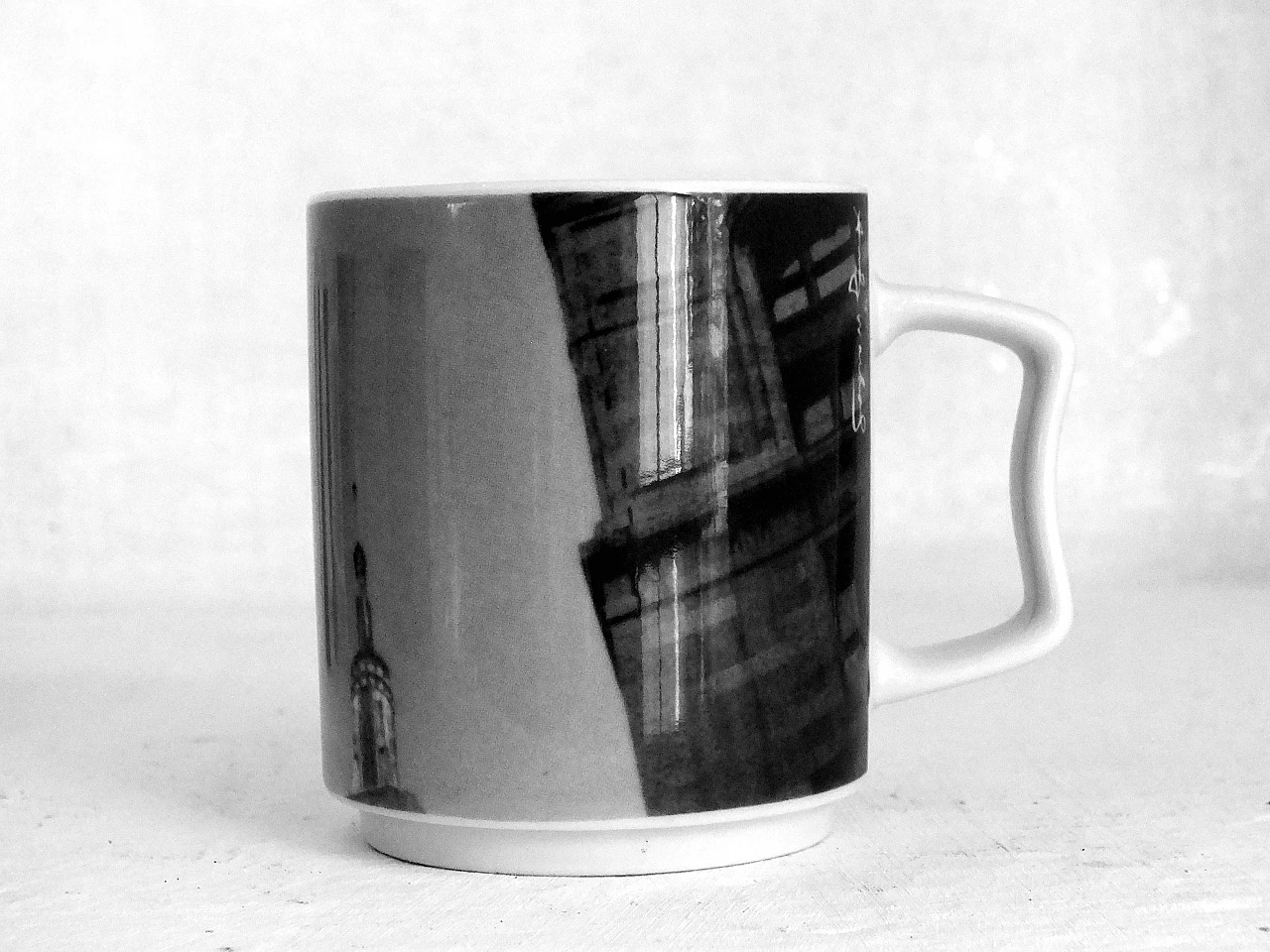 4 Empyre State building mugs by A. Warhol for Rosenthal, 1970s 11