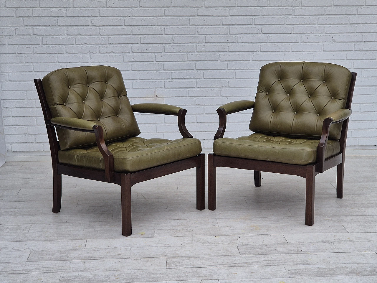 Scandinavian teak and green leather armchair, 1970s 2