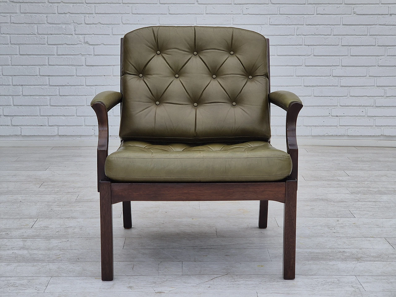 Scandinavian teak and green leather armchair, 1970s 9