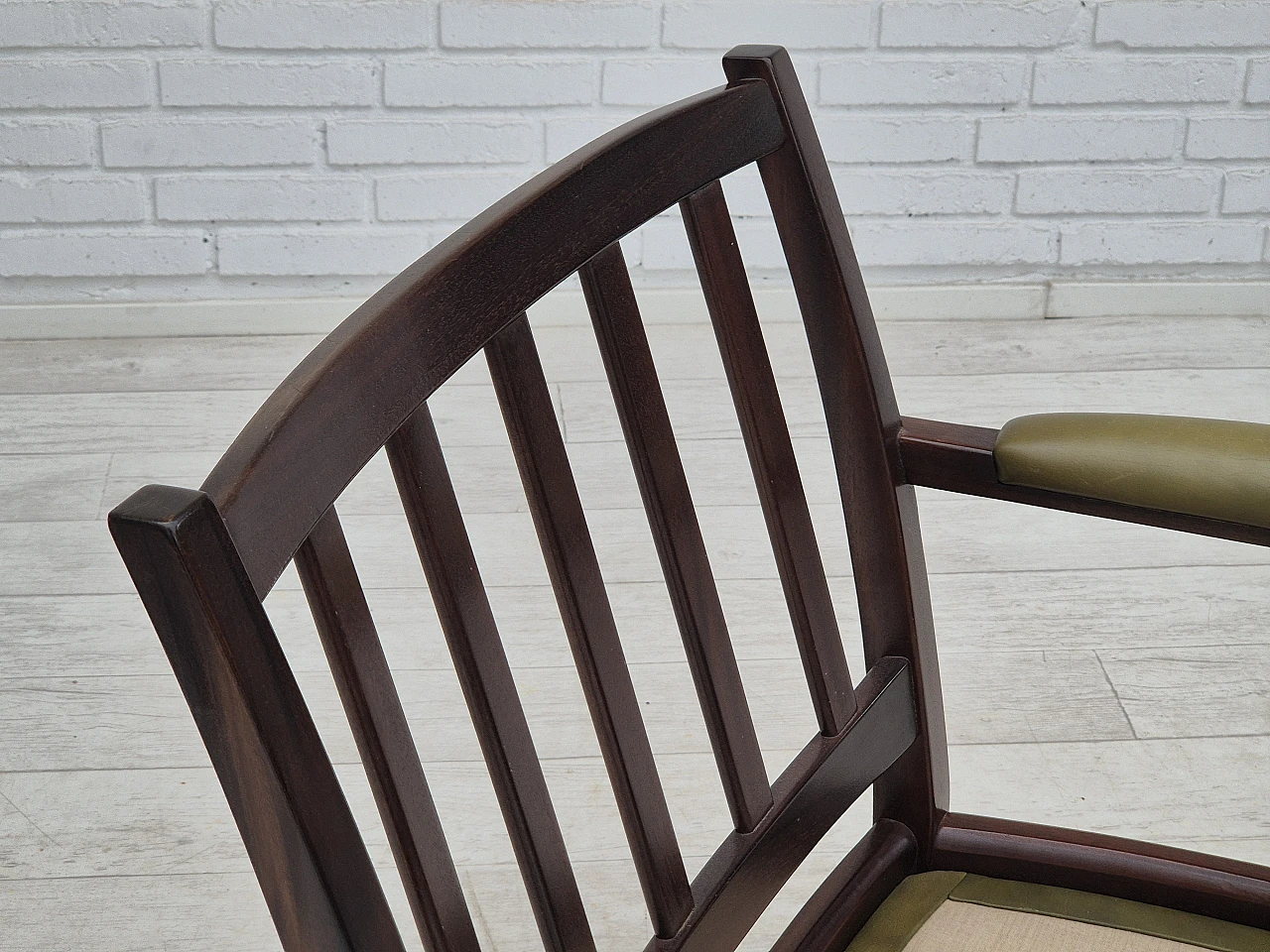 Scandinavian teak and green leather armchair, 1970s 19