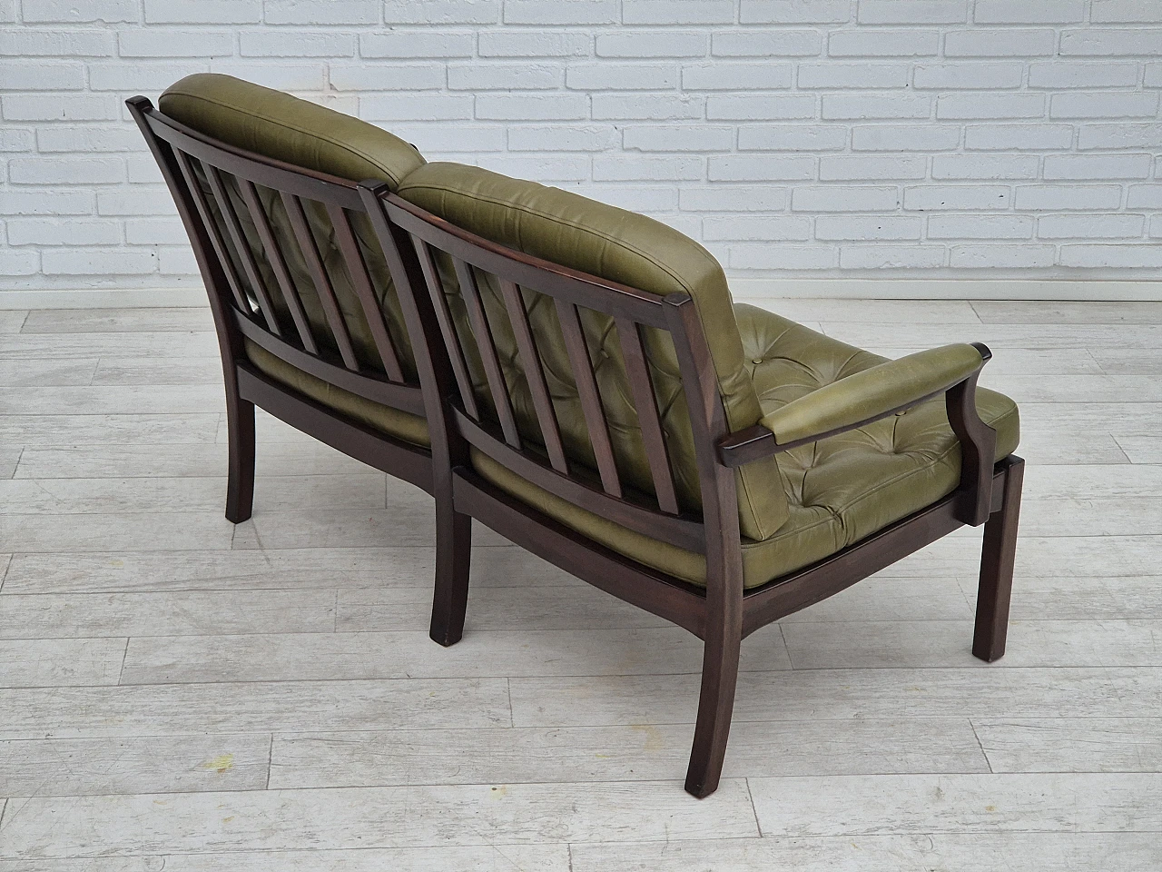 Scandinavian two-seater teak and green leather sofa, 1970s 9