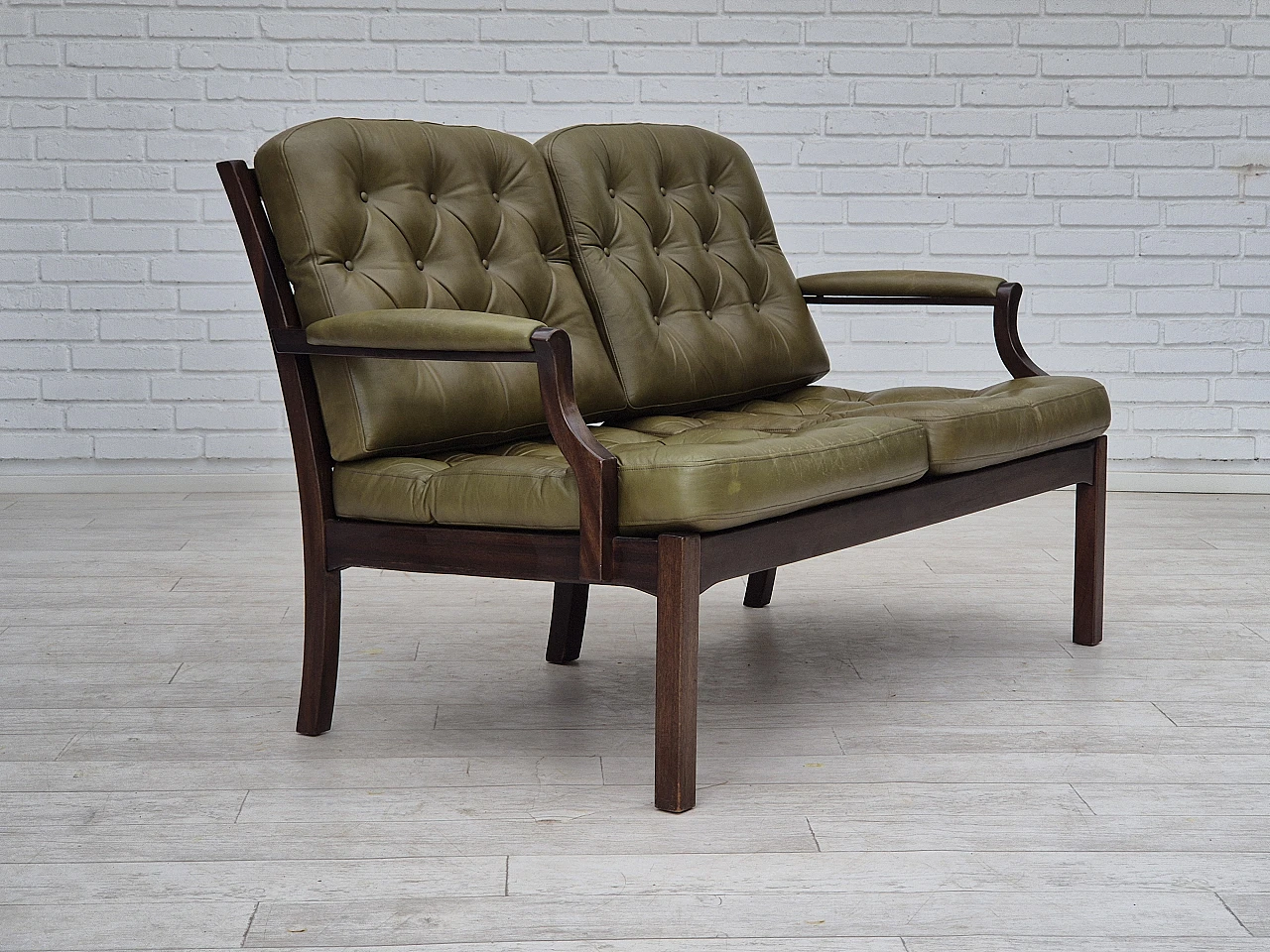 Scandinavian two-seater teak and green leather sofa, 1970s 14