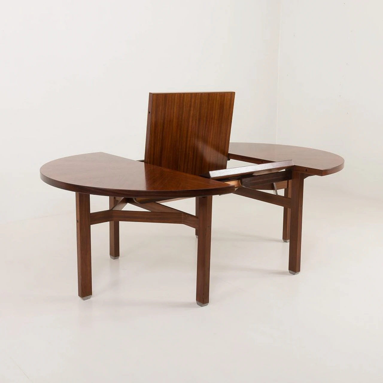 Round rosewood Olbia table by Ico and Luisa Parisi, 1958 9