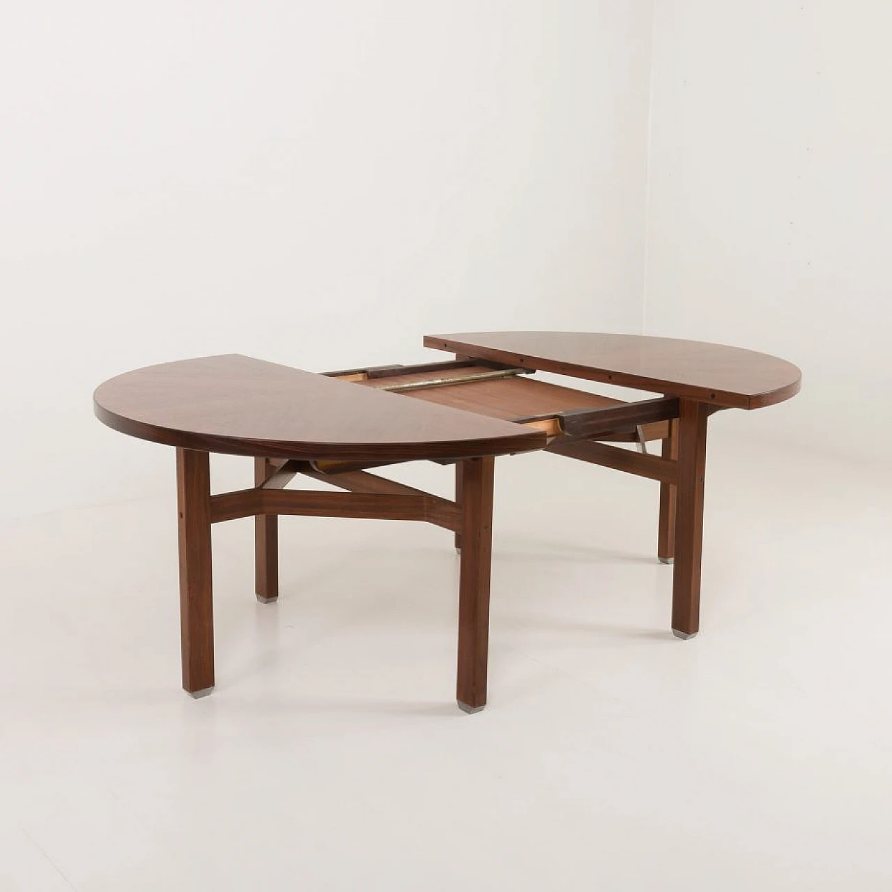 Round rosewood Olbia table by Ico and Luisa Parisi, 1958 10