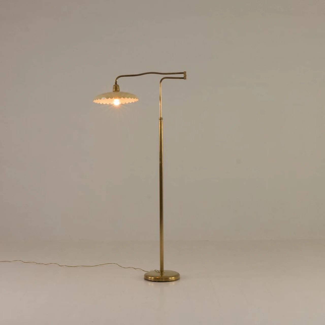 Brass floor lamp with swing arm, 1950s 5