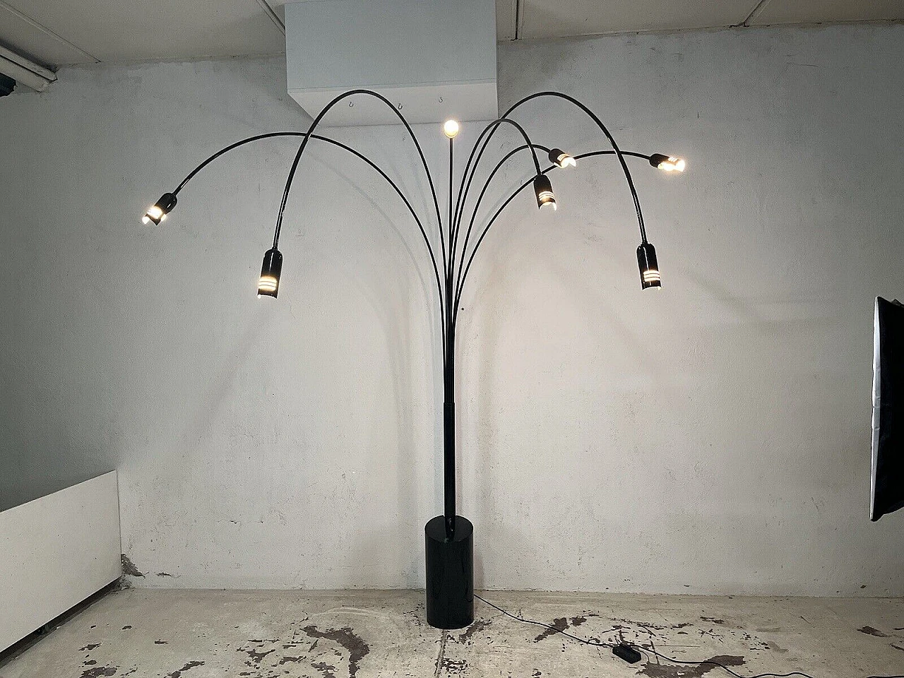 Seven-light arc floor lamp, 1960s 18