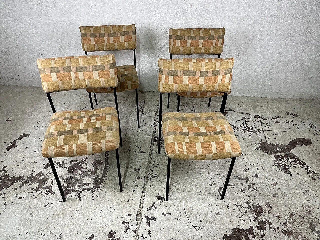 4 Chairs in black metal and checkered fabric, 1960s 4