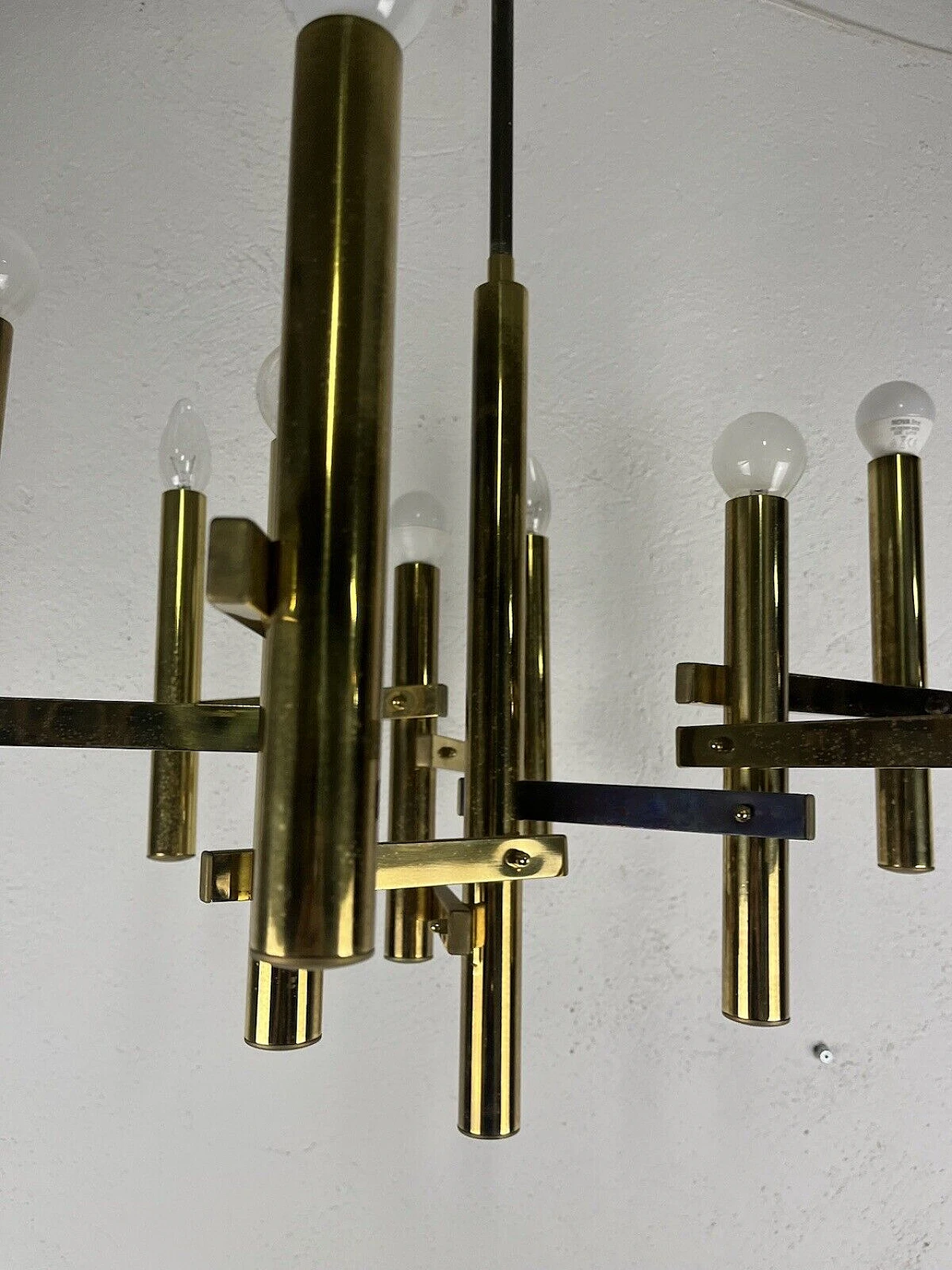 Brass nine-light chandelier by Sciolari, 1970s 9