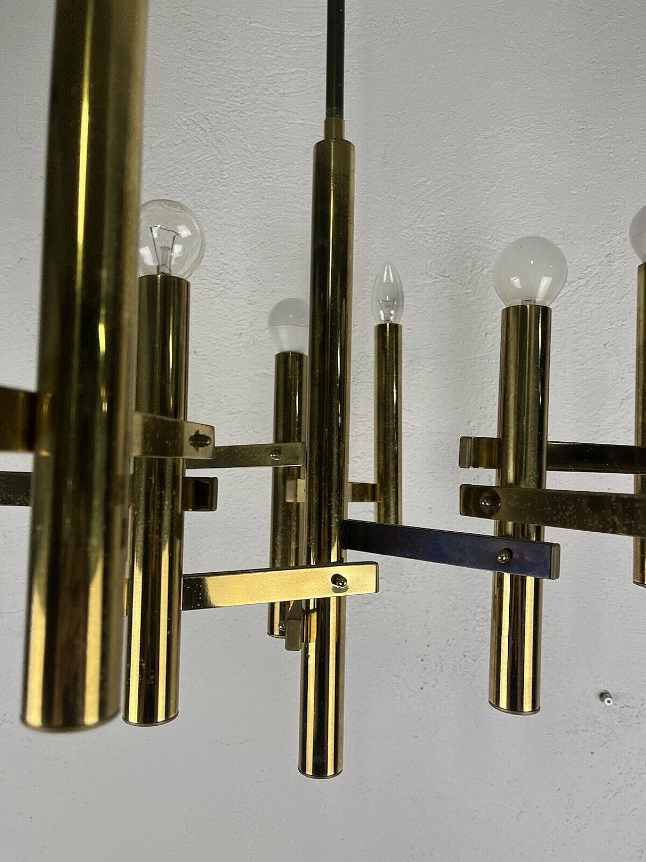 Brass nine-light chandelier by Sciolari, 1970s 15