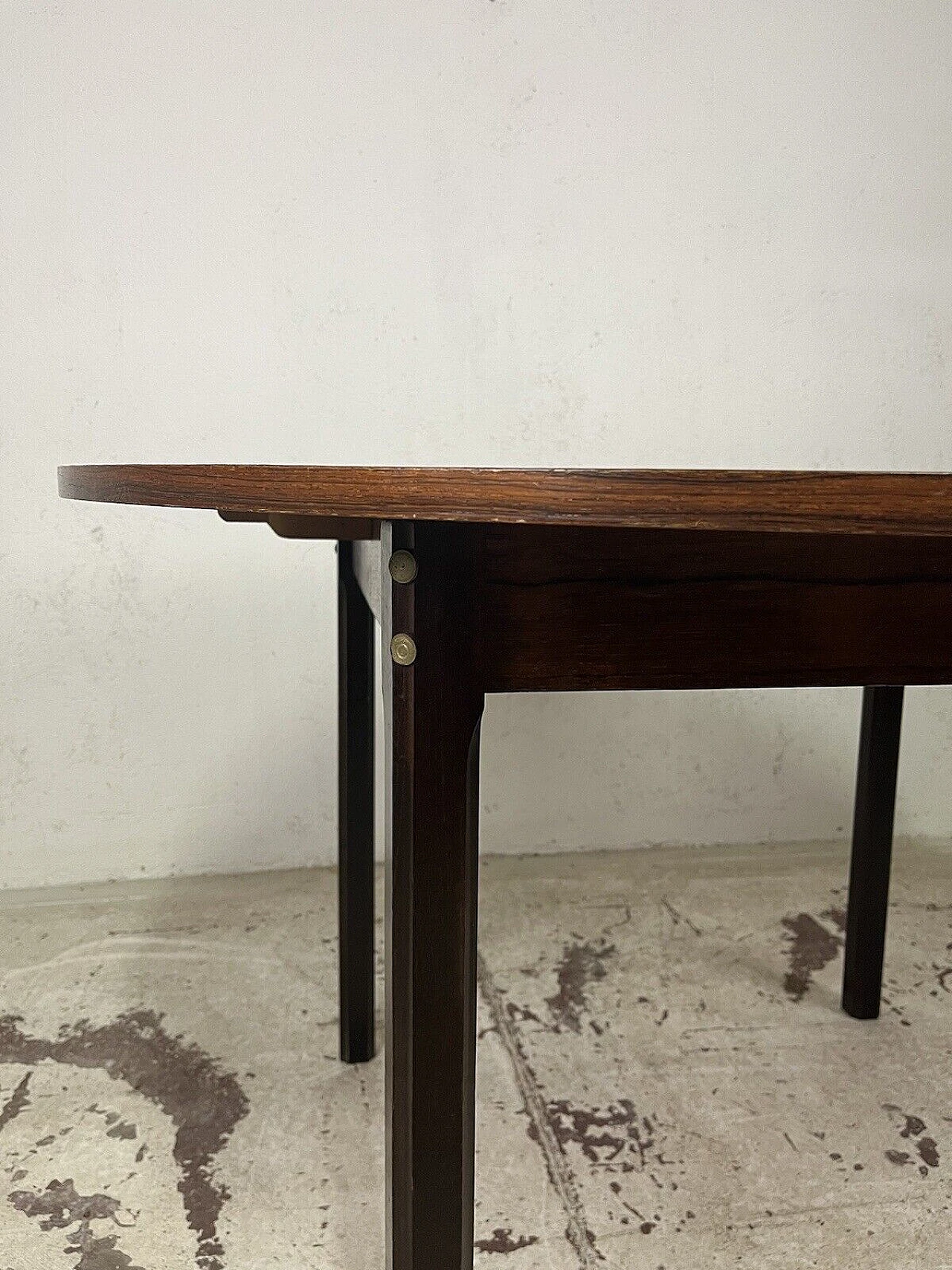 Rosewood extendable table, 1960s 4