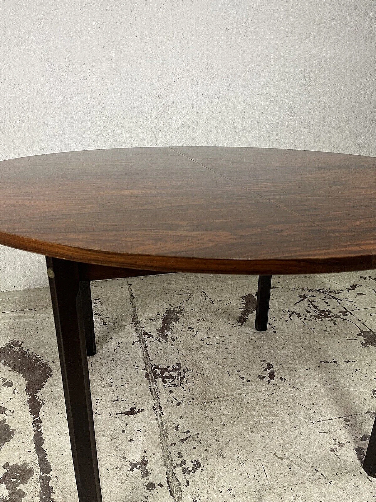 Rosewood extendable table, 1960s 6