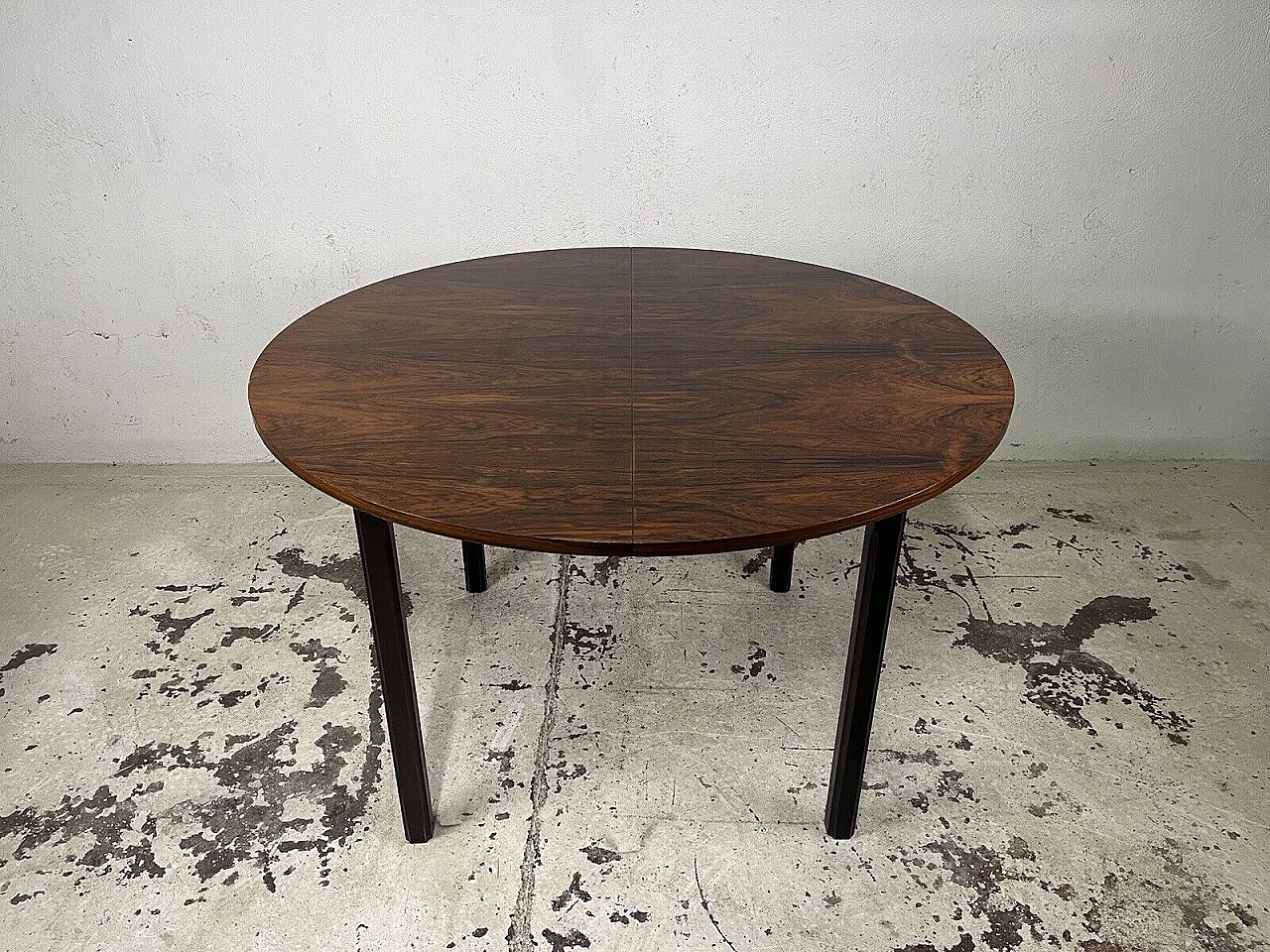 Rosewood extendable table, 1960s 10