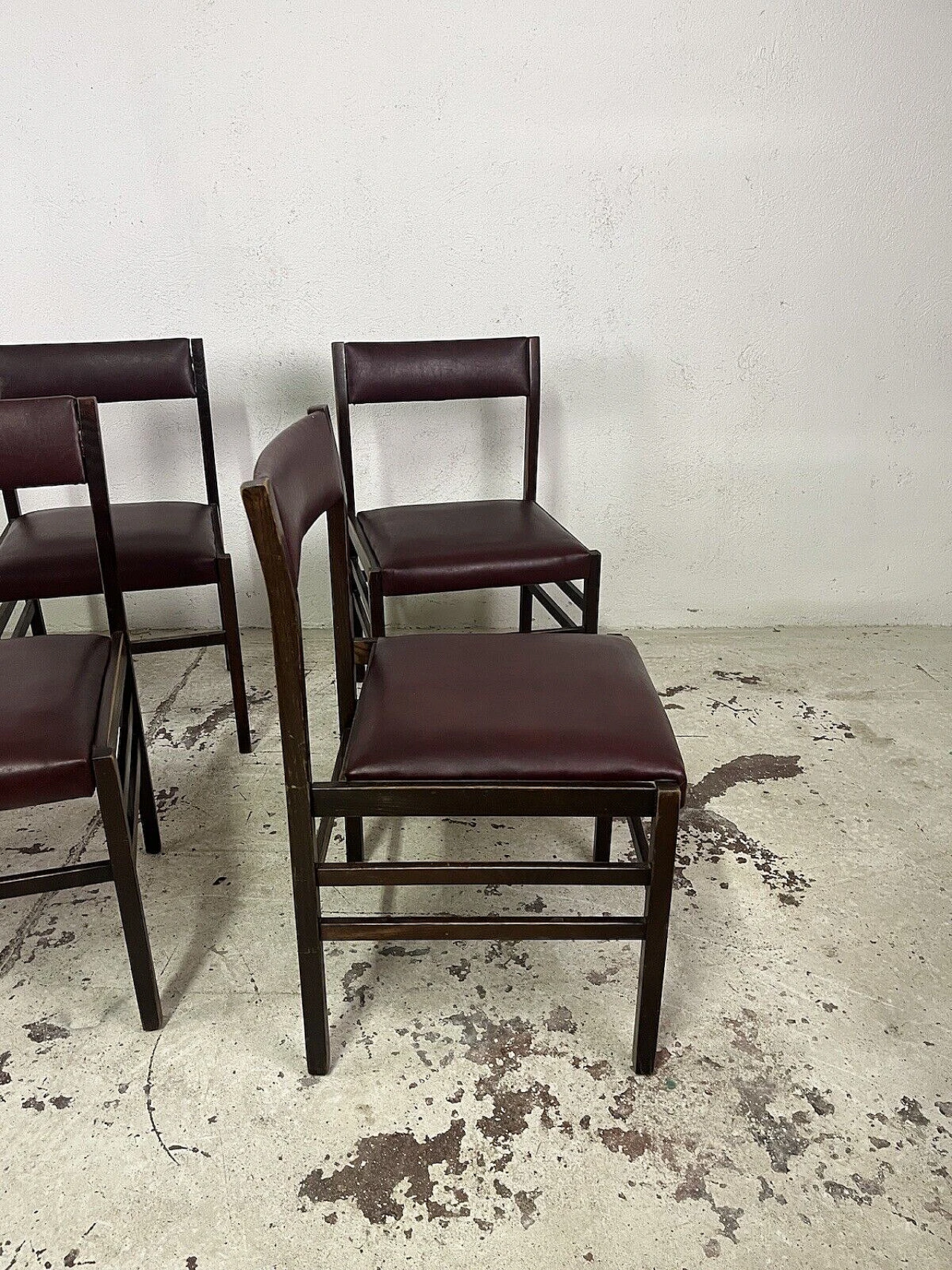 6 Chairs in rosewood and burgundy leather, 1960s 8