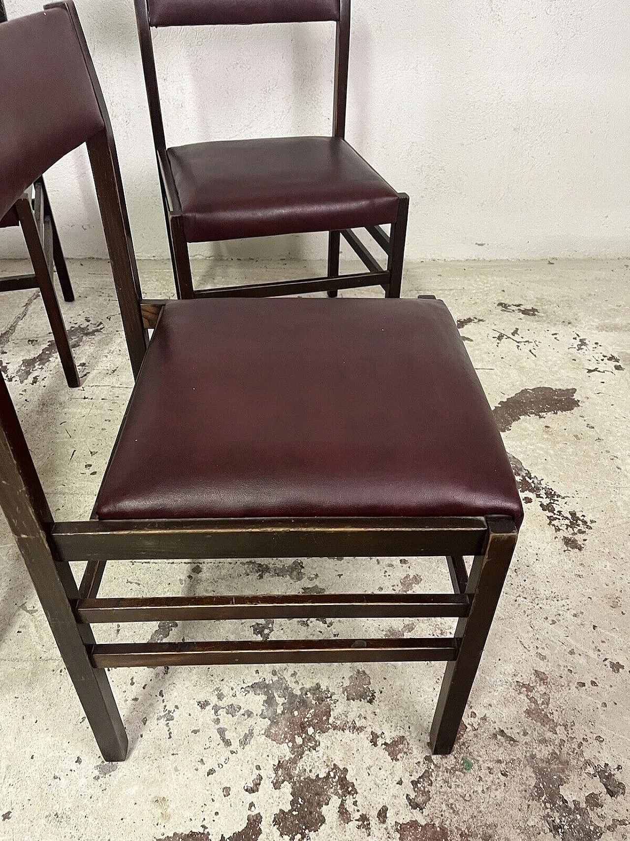 6 Chairs in rosewood and burgundy leather, 1960s 10