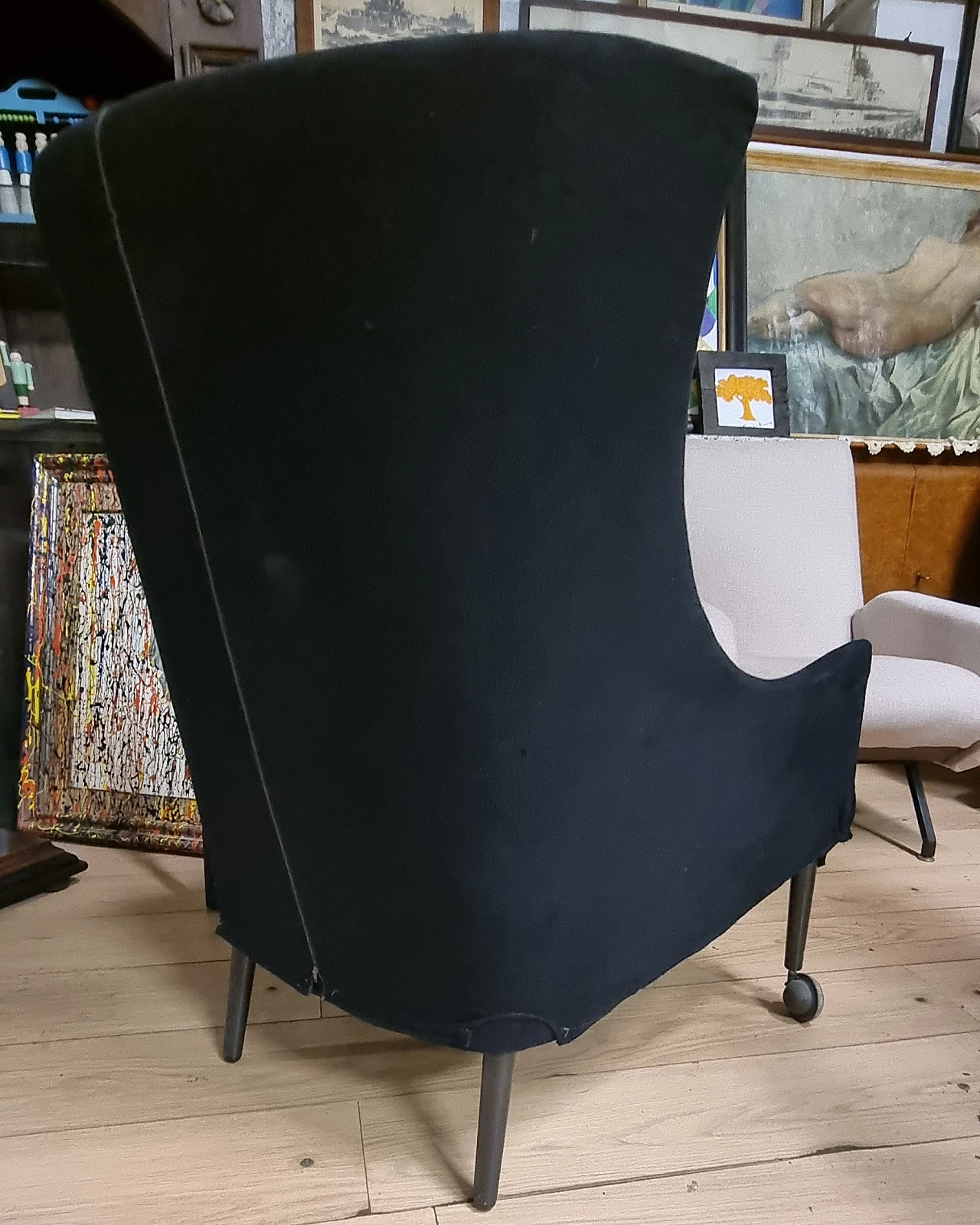 Tondo 05 armchair by Vico Magistretti for De Padova 5