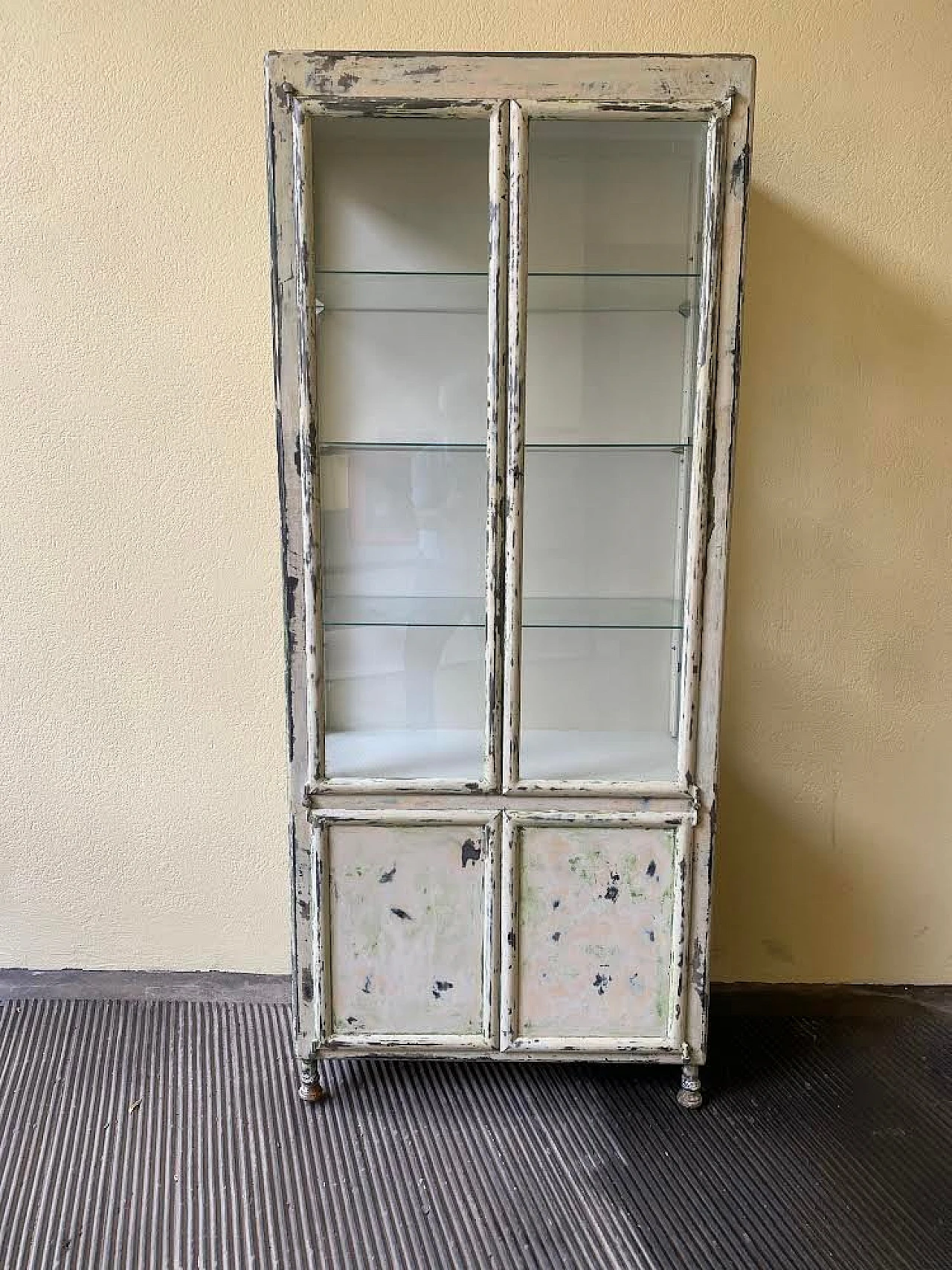 Metal medical display cabinet, 1950s 1