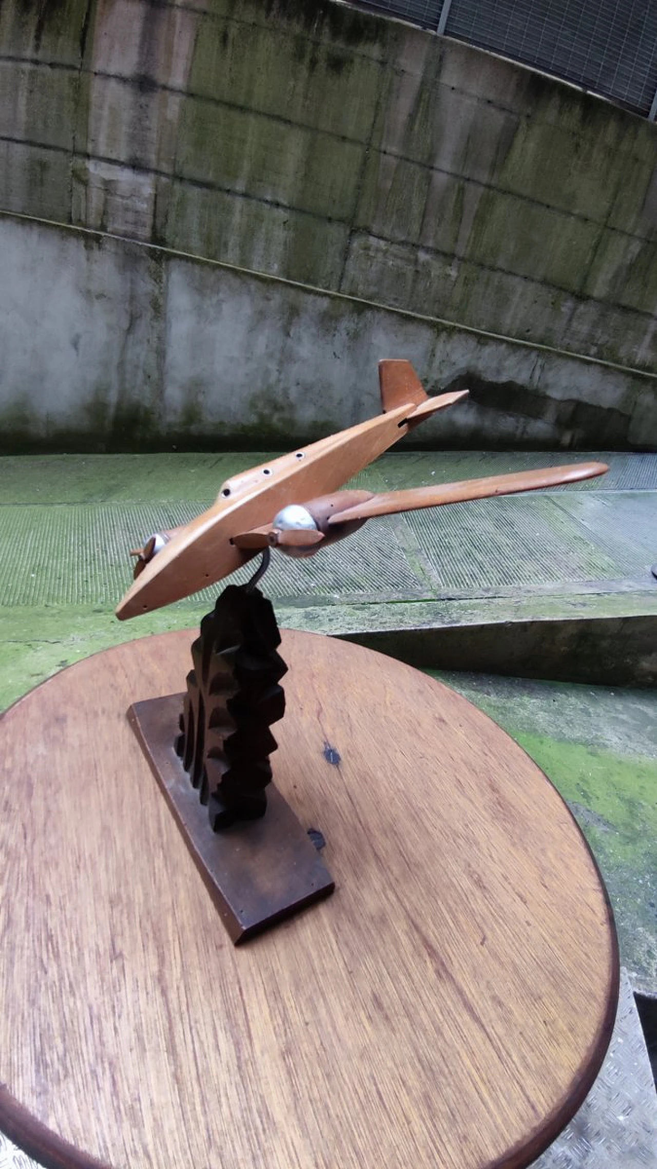 Scultura Art Déco di aereo in legno, anni '40 6