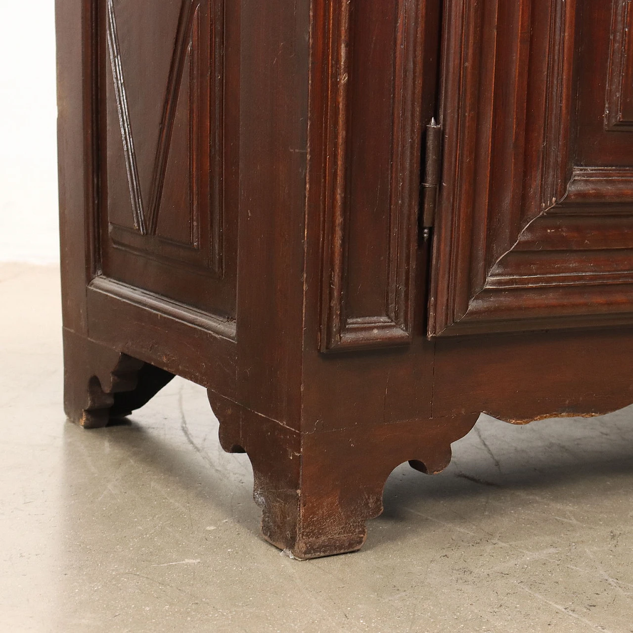 Credenza Barocca piemontese in noce, inizio '700 10