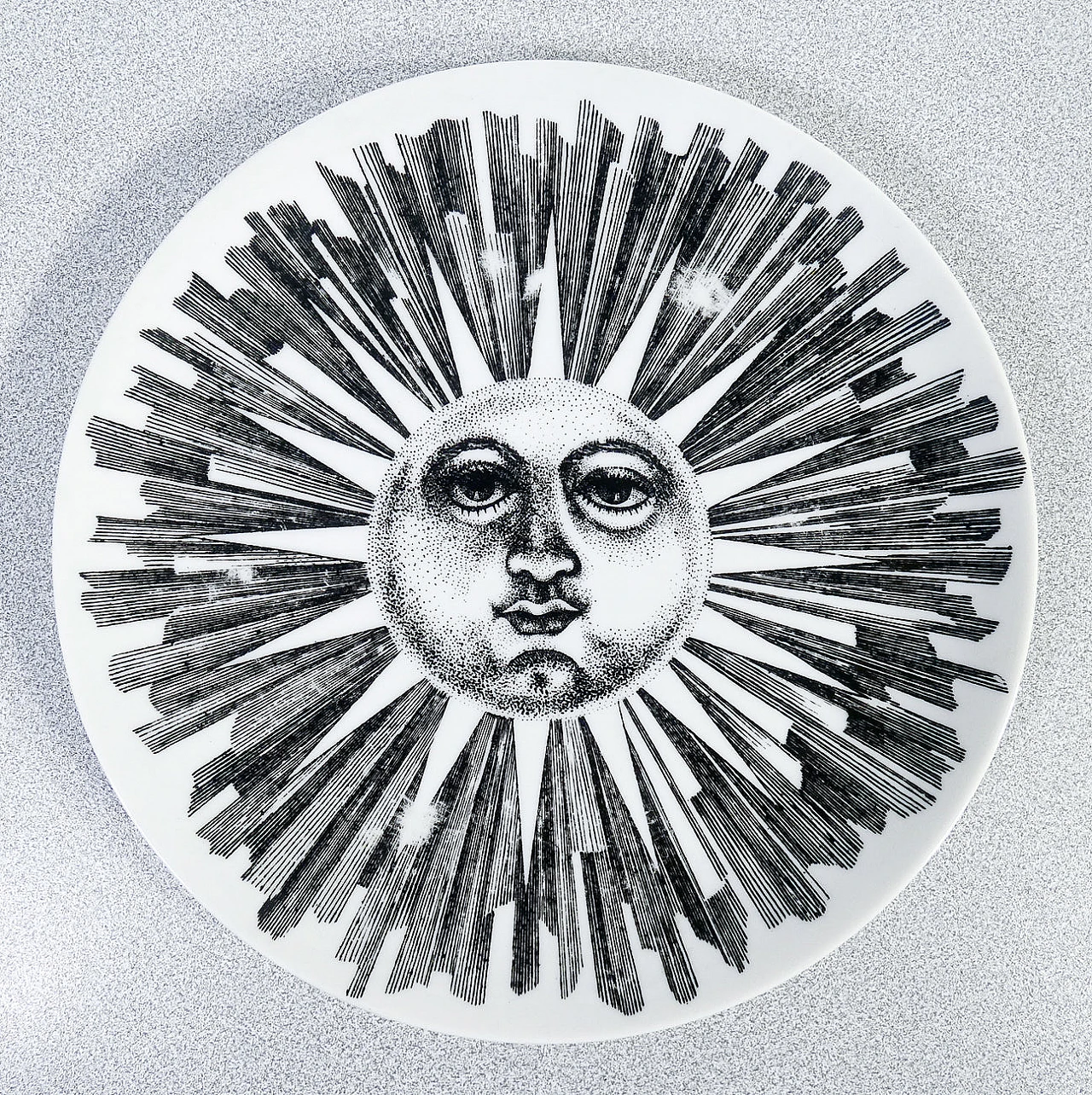 6 Piatti Soli e Lune in porcellana di Piero Fornasetti, anni '70 4